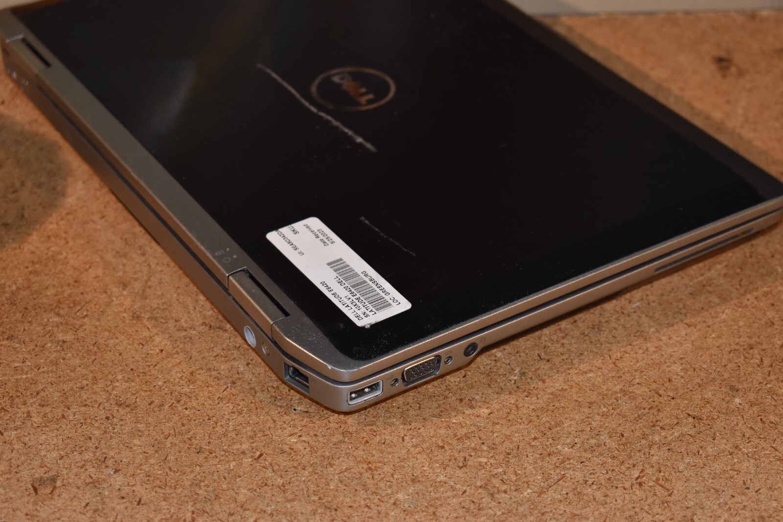 Dell Latitude E6420 Intel Core i5-2520M 4GB RAM 320GB HDD Windows 7 32bit Webcam
