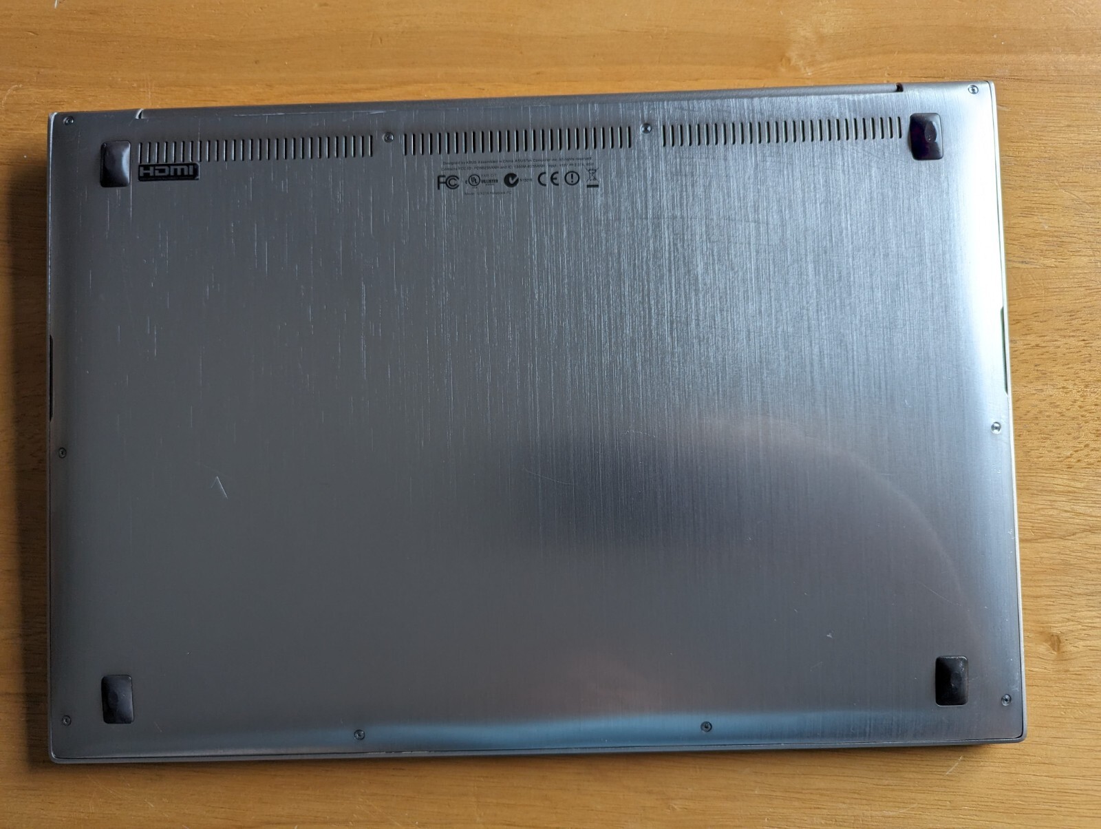 ASUS ZenBook Prime UX31A 13.3in. (256GB, 802.11ax/wifi 6, Intel Core i5, 1.7GHz)