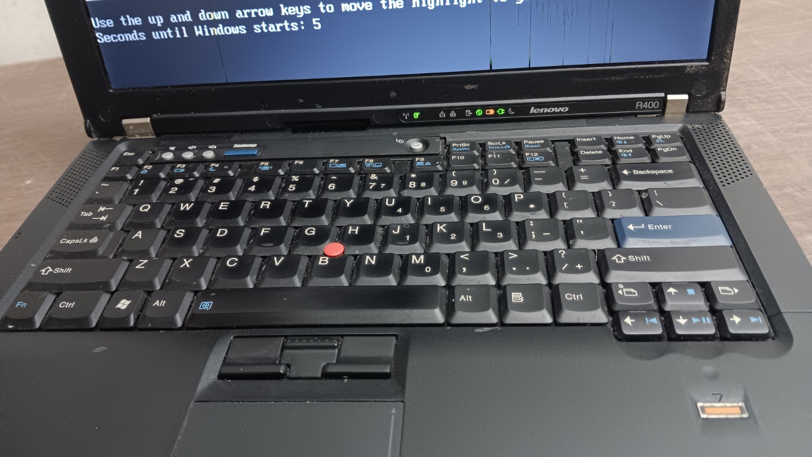 IBM Lenovo ThinkPad R400 Laptop core 2 Duo 100 GB HD Windows XP 14″ LCD Parts