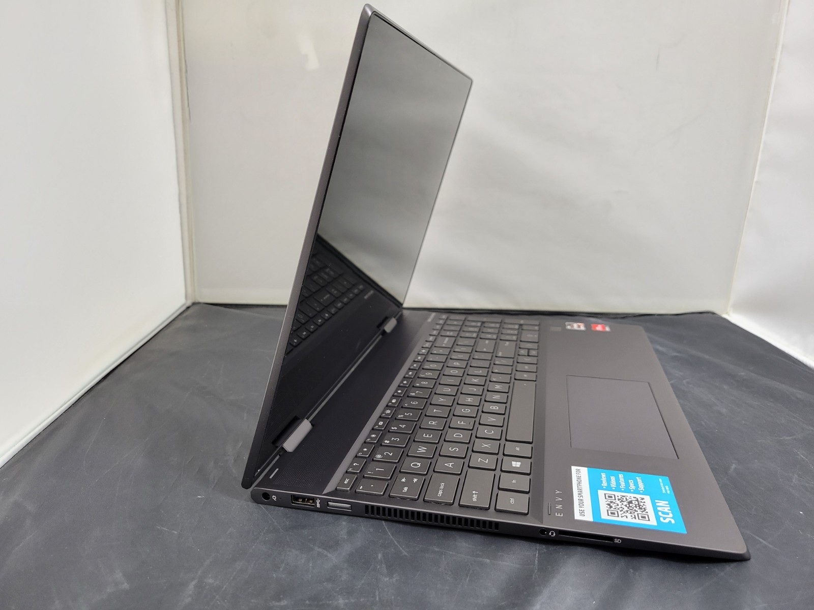 HP Envy x360 15-ds1010wm 15.6” AMD Ryzen 5 4500U 8/256 win 11 home