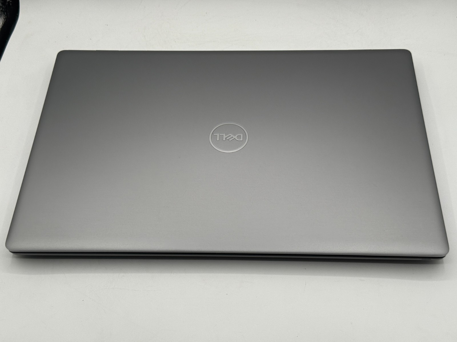 DELL PRECISION 7750 17.3″ XEON W-10855M 32GB RAM 500GB SSD QUADRO RTX 3000