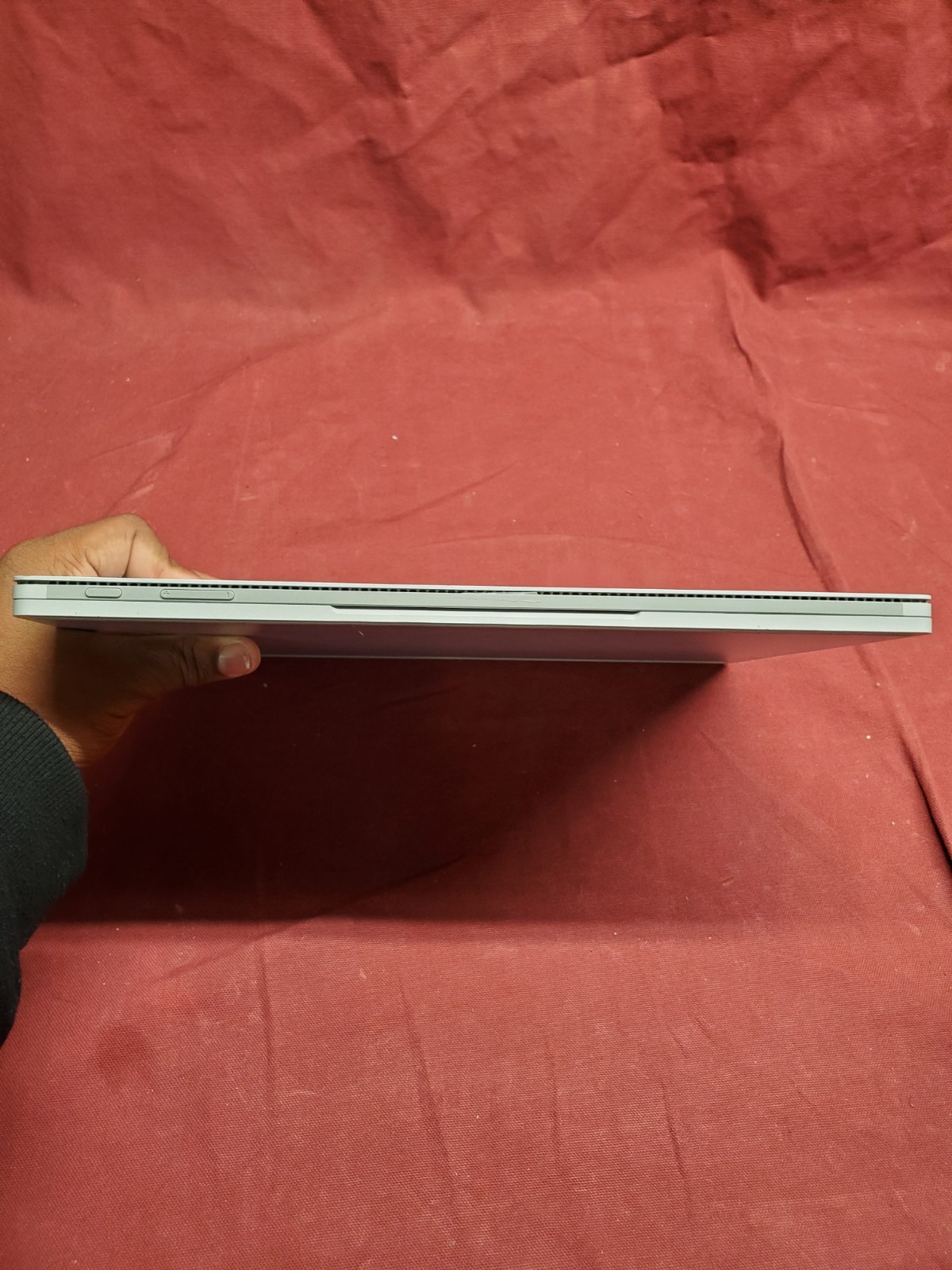 Microsoft Surface Book 2 13.5″ i5 8350U 1.70GHz/ 8GB / 256GB SSD #2934