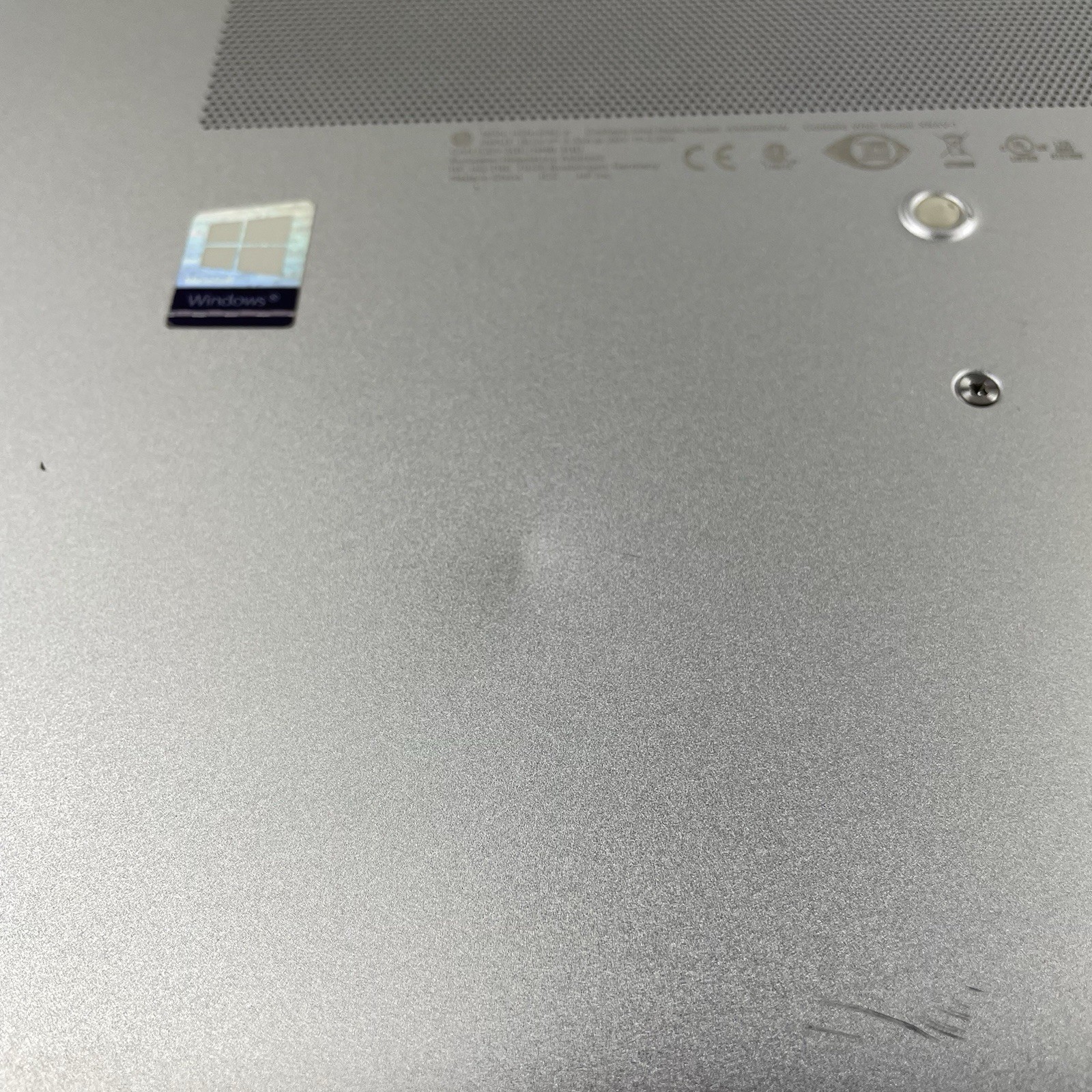 HP EliteBook 850 G6 15.6″ i5-8365U 1.60 GHz 8 GB RAM No SSD/OS/AC – Dents