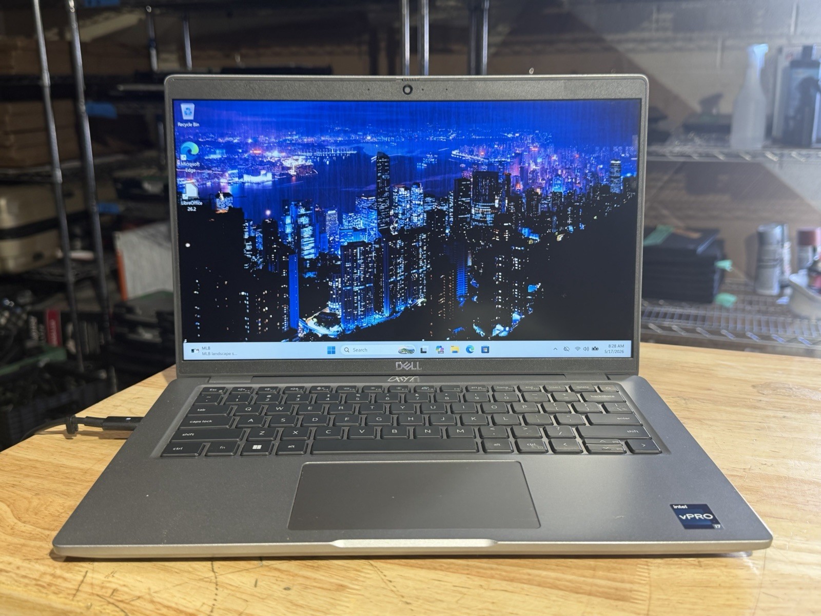 Dell Latitude 5440 Laptop i7-1370p 8GB Ram 256 SSD Win 11 Pro + Libre Office