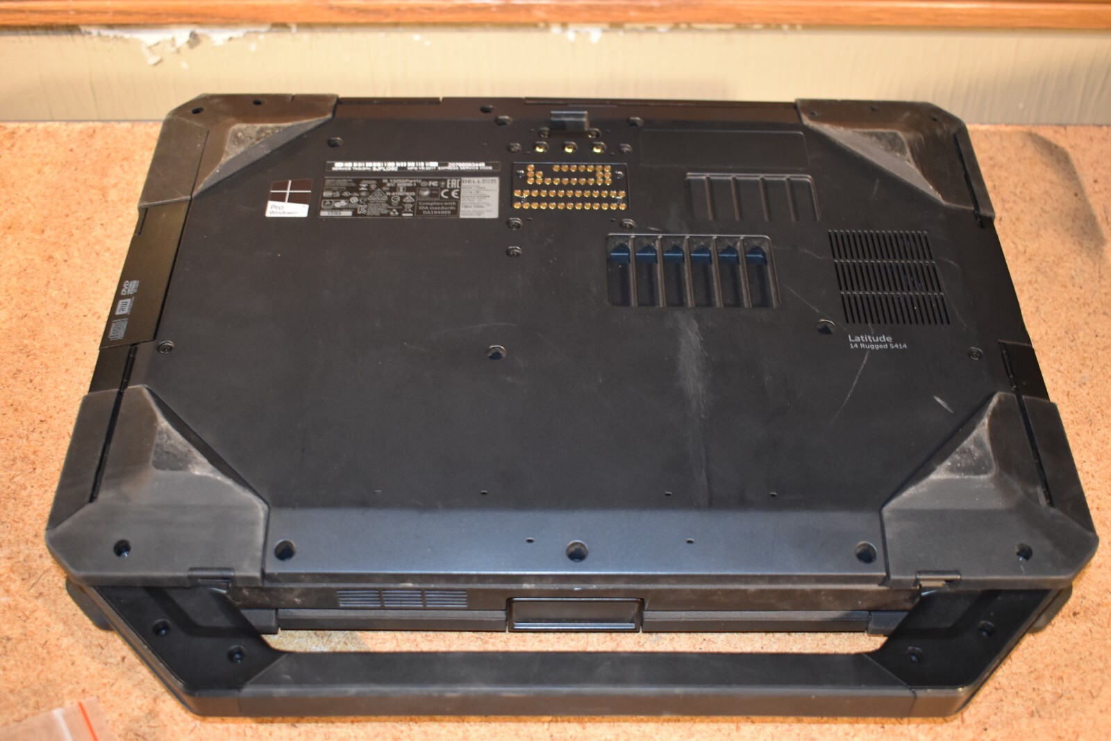 Dell Latitude Rugged Extreme 5414 i5-6300U 8GB RAM 300GB SSD Windows 10 Pro