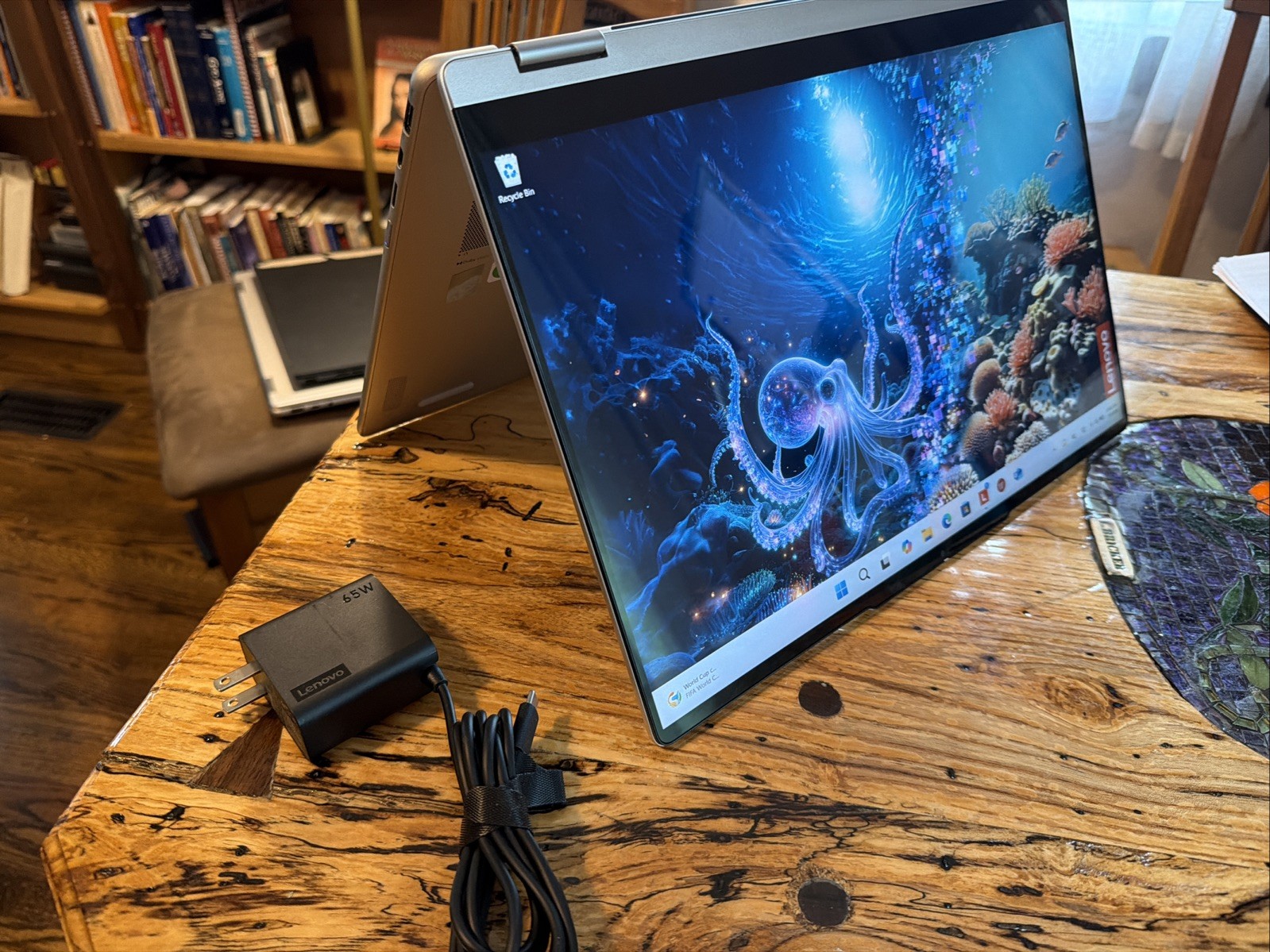 Lenovo Yoga 7 16″ 2-in-1 CoPilot+ PC 2K FHD+ TOUCH AMD Ryzen AI 7 350 16GB 1TB