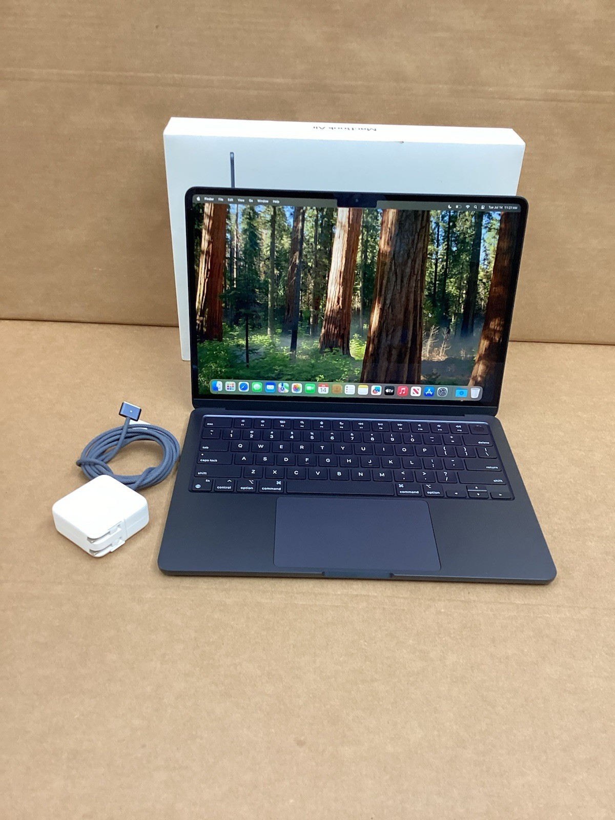 Apple Macbook Air 13.6″M2 Midnight 256GB SSD 16GB,100% battery, MC7X4LL/A, A2681