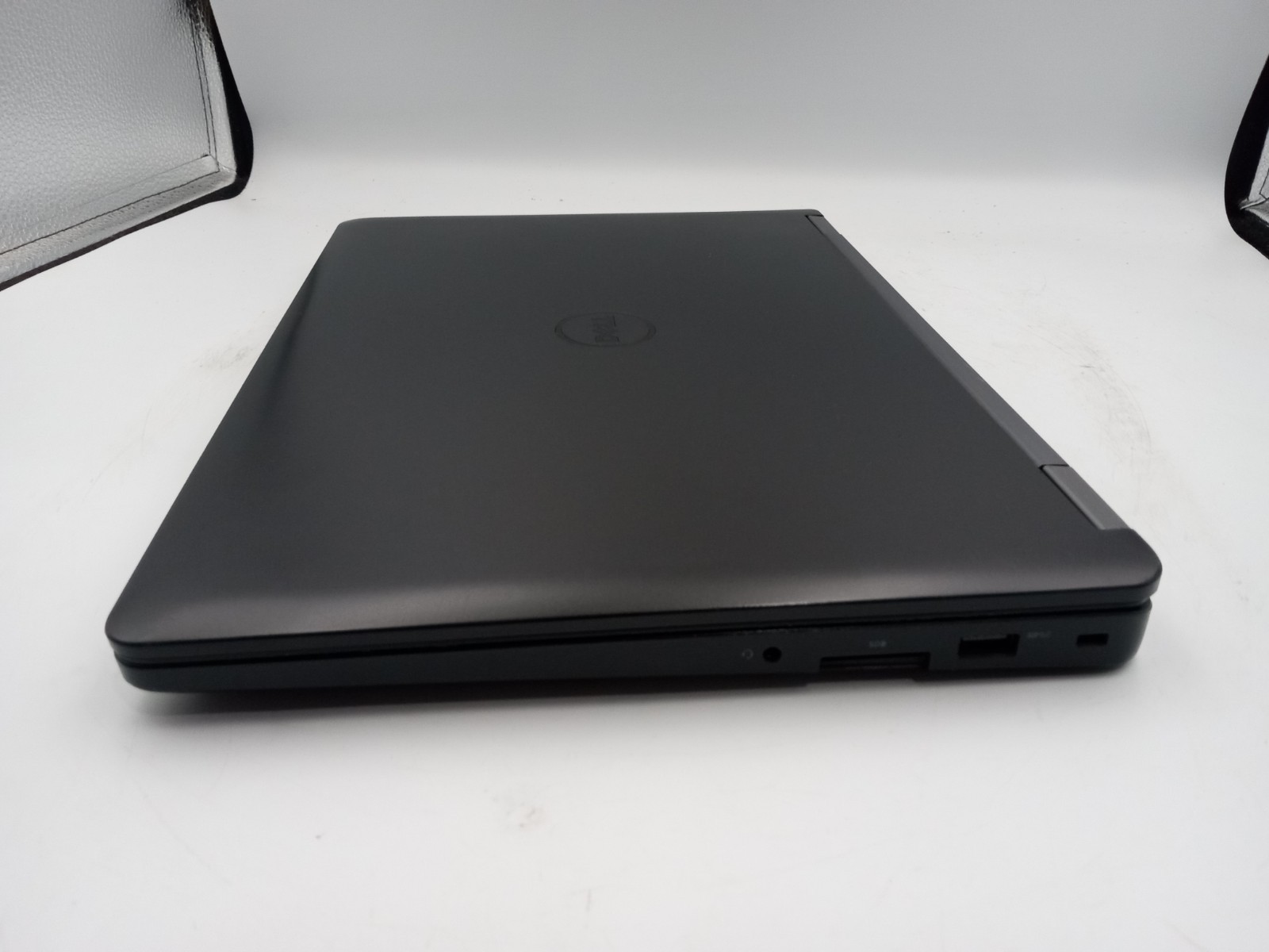 Dell Latitude E5470 14″ Touchscreeen i5-6440HQ 4GB RAM 128GB SSD Windows 11 -RR