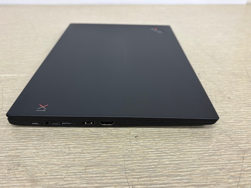 Lenovo ThinkPad X1 Carbon Gen 6 i5-8350U 1.70GHz 8GB 256GB No OS (w/ Issues)