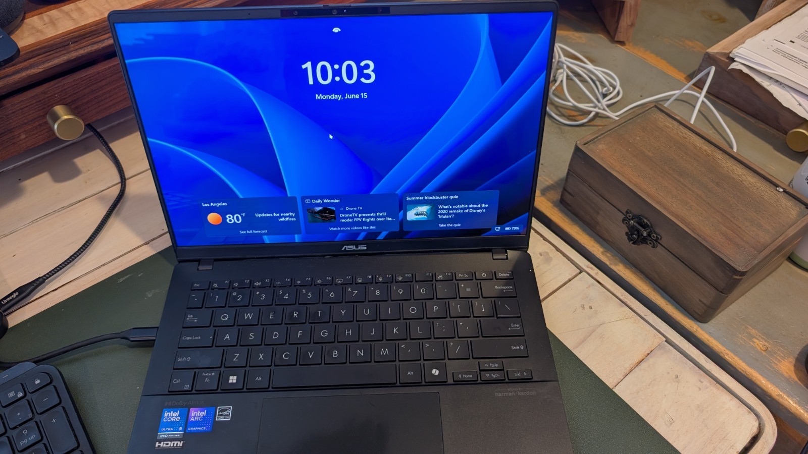 Asus Vivobook s14 OLED Ultra 5 226v 16Ram 500gb SSD (2025) Great Price)