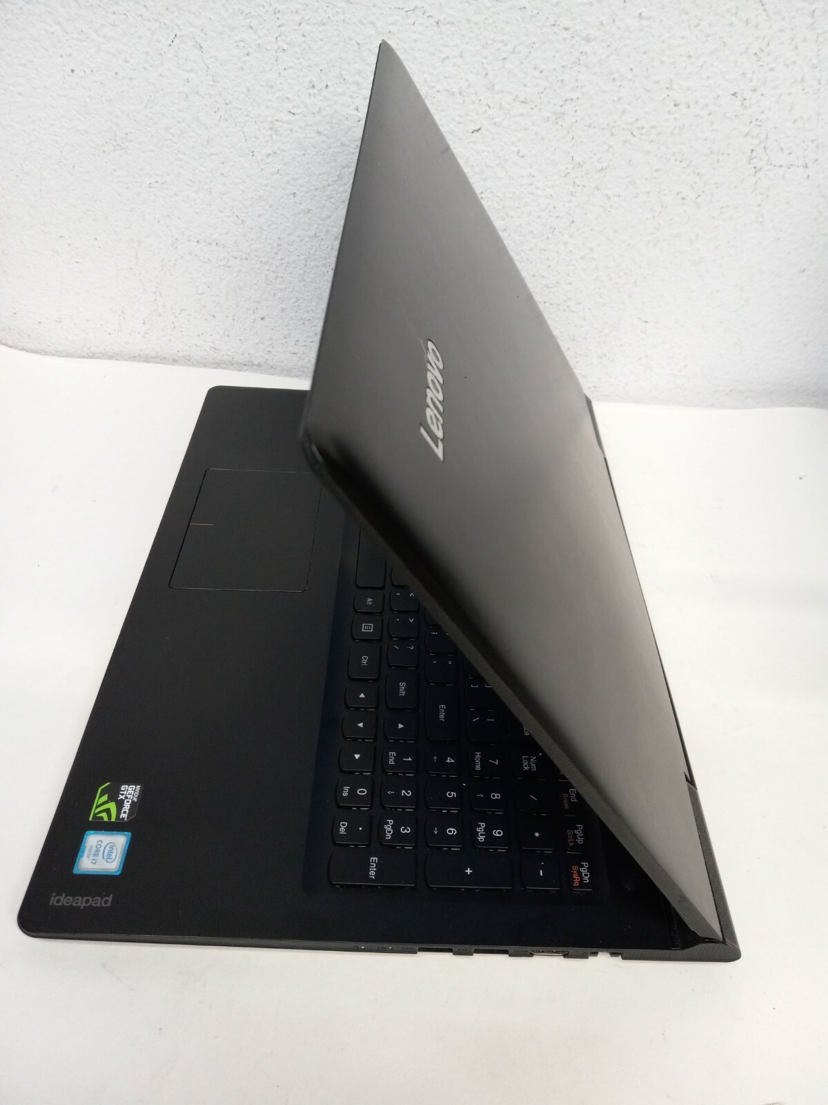 Lenovo 700-15ISK 15.6″ Intel-Core i7-6700HQ 16GB 1024GB SSD Win11 H NVIDIA 950M