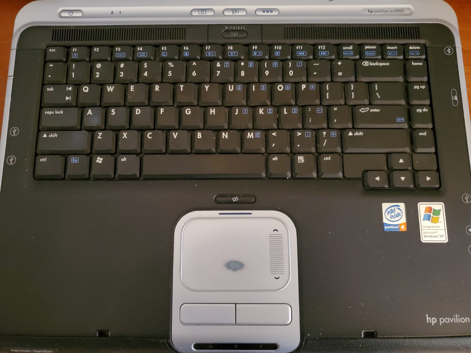 Three Old Laptop lot for parts Dell / HP