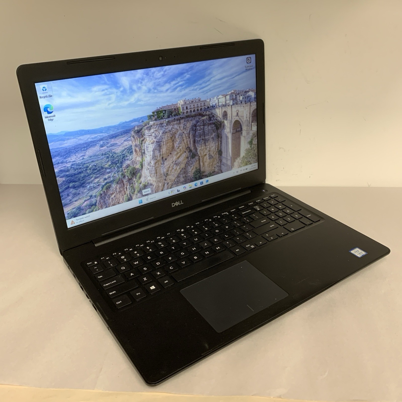 Dell Latitude 3590 15.6″ Core i5-8250U 8GB RAM 512GB HDD Win11 Pro