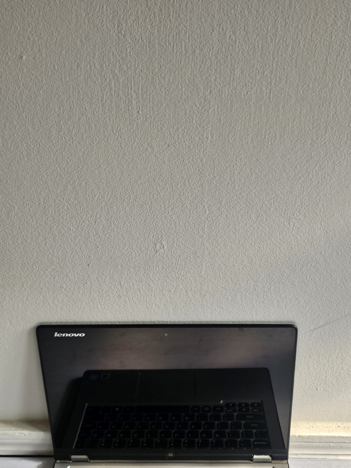 Lenovo Yoga 2 11 Laptop – Intel Pentium N3540 – 4GB RAM – 500GB HDD Win 10 READ
