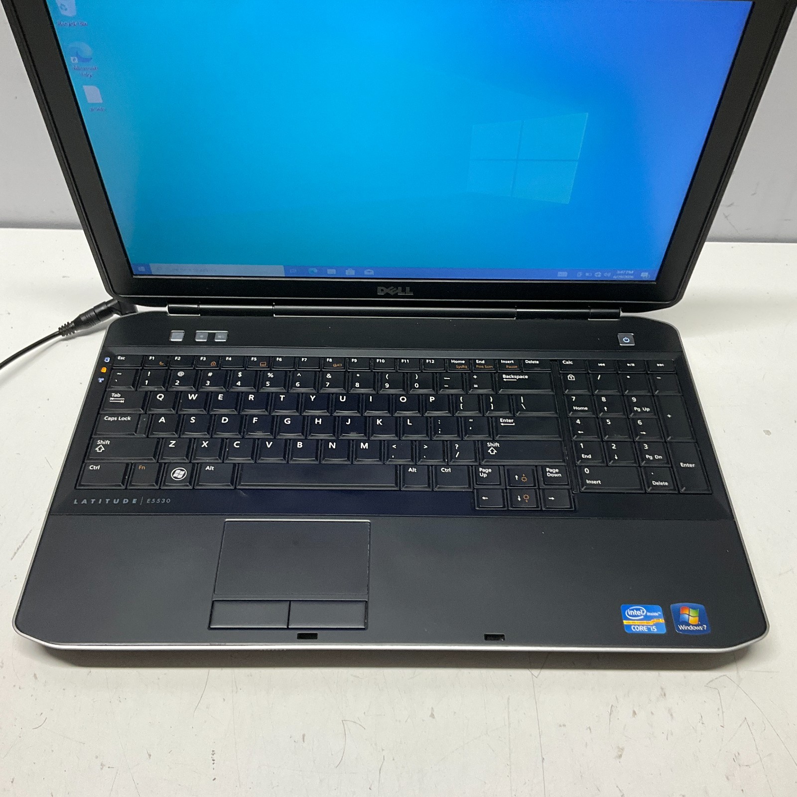Dell Latitude E5530 Laptop Intel Core i5–3210M @ 2.50 GHz 4GB 320GB HDD Win 10