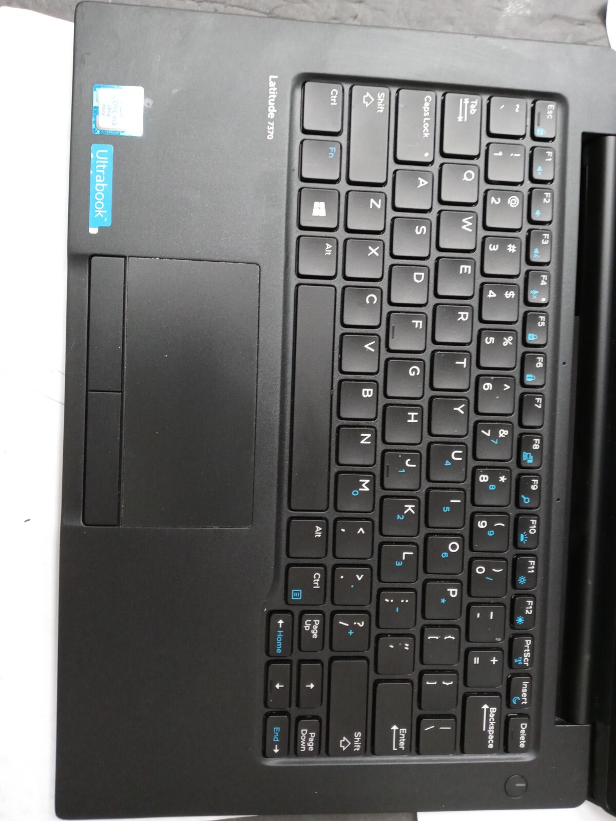 Dell Latitude 7370 Laptop m5-6Y57 1.1 GHz 8GB 0GB SSD 13.3″ Wifi BT no os