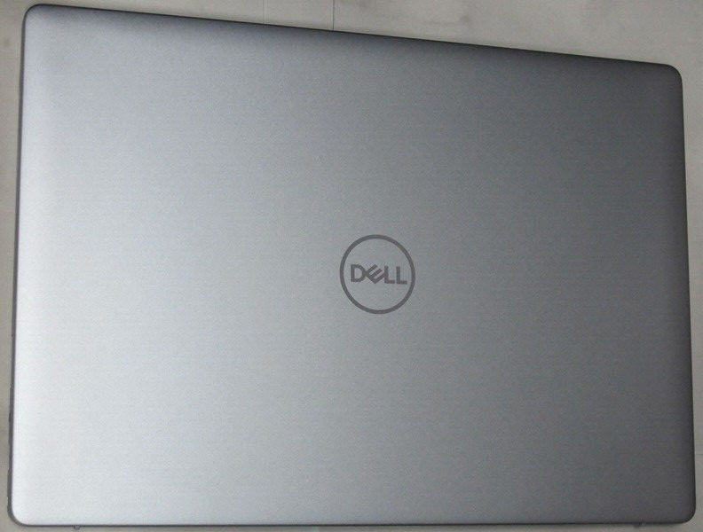 Dell Inspiron 16 5645 16″ AMD Ryzen 7 8840U 1TB SSD 16GB RAM