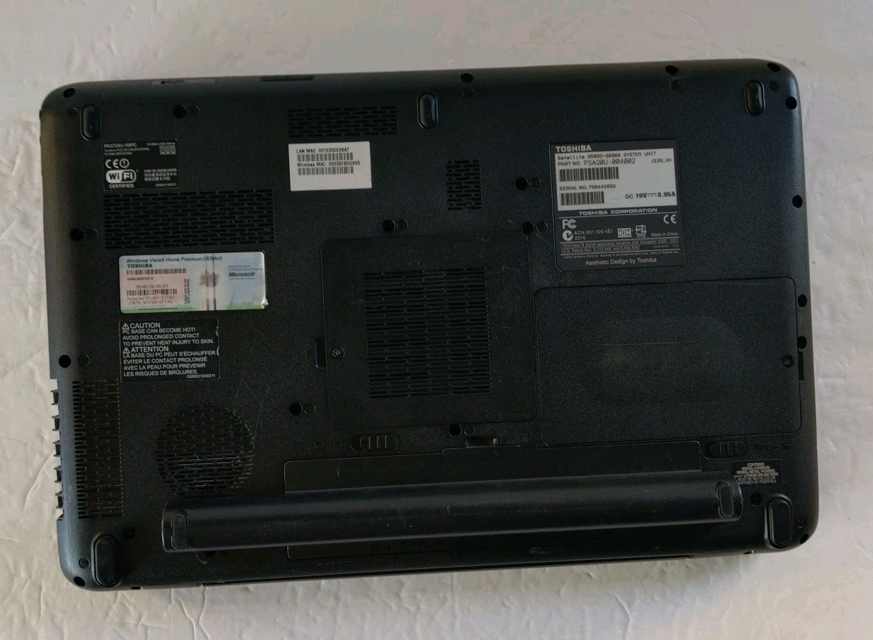 TOSHIBA SATELLITE A505D-S 15.6″ 500GB 8GB AMD Turion X2 Ultra 2.30 GHz Win 7 PRO