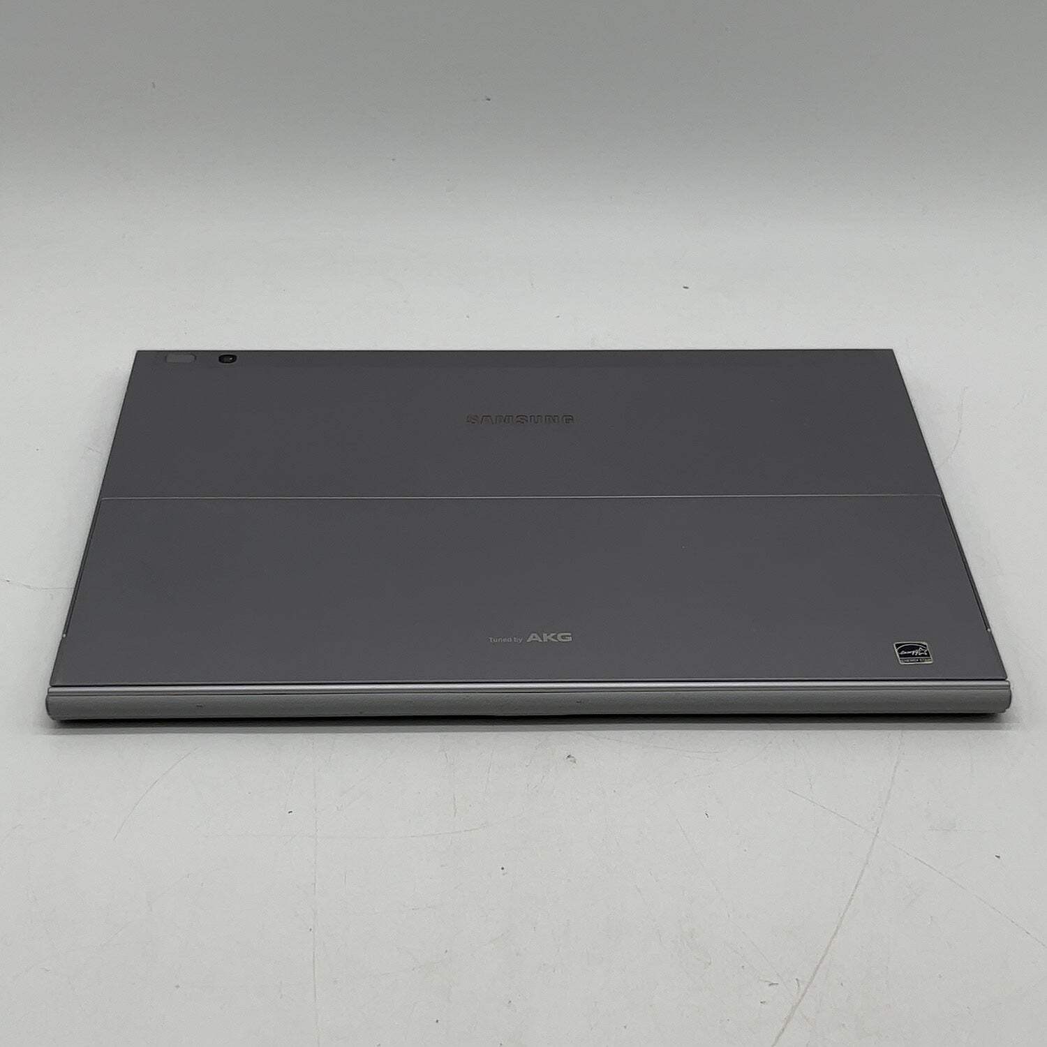 Samsung Galaxy Book2 EM5J6CV 12″ Snapdragon 850 2.96 GHz 4GB RAM 128GB SSD
