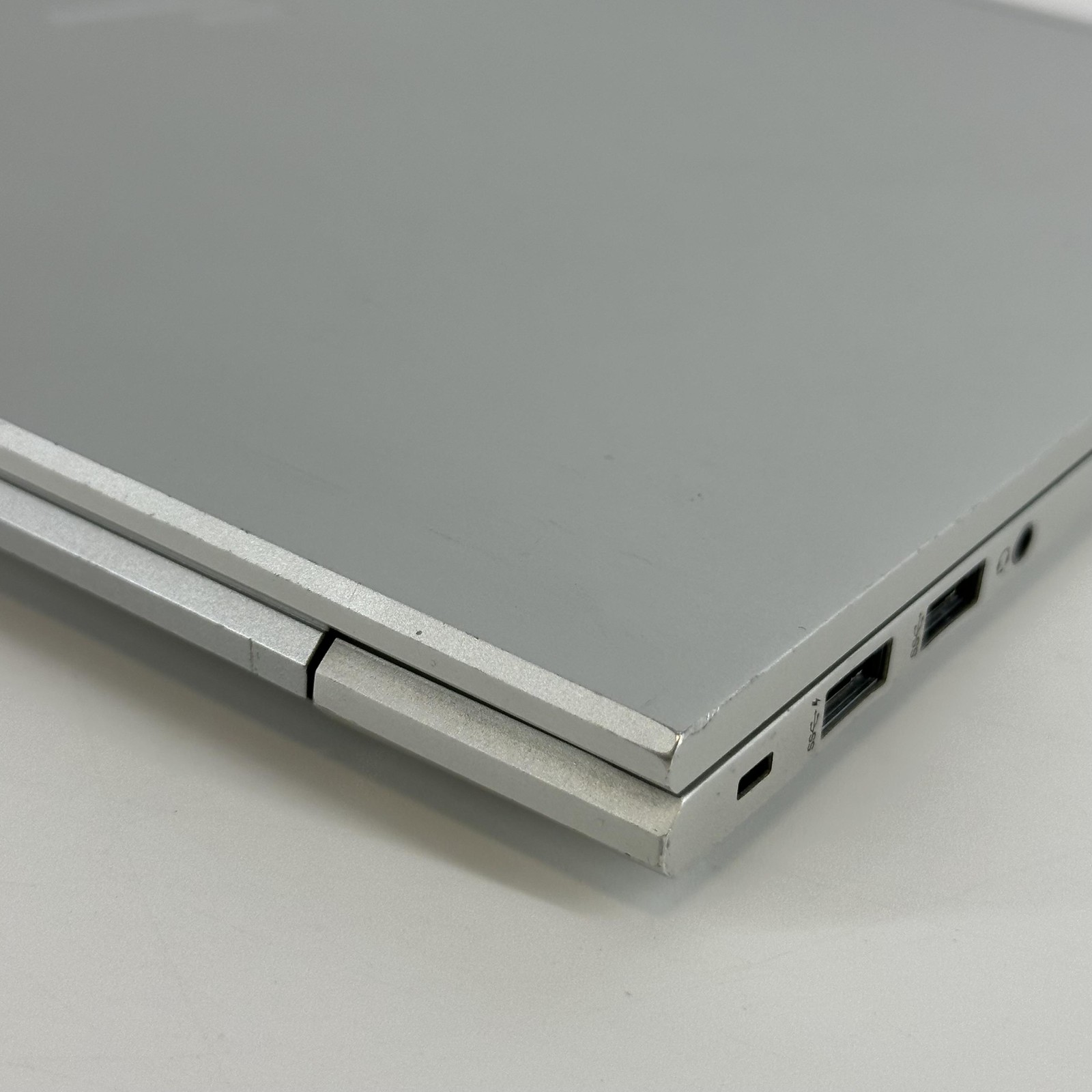 HP Elitebook 840 G8 14 Silver FHD i7-1165G7 2.80GHz 16GB 256GB SSD Good
