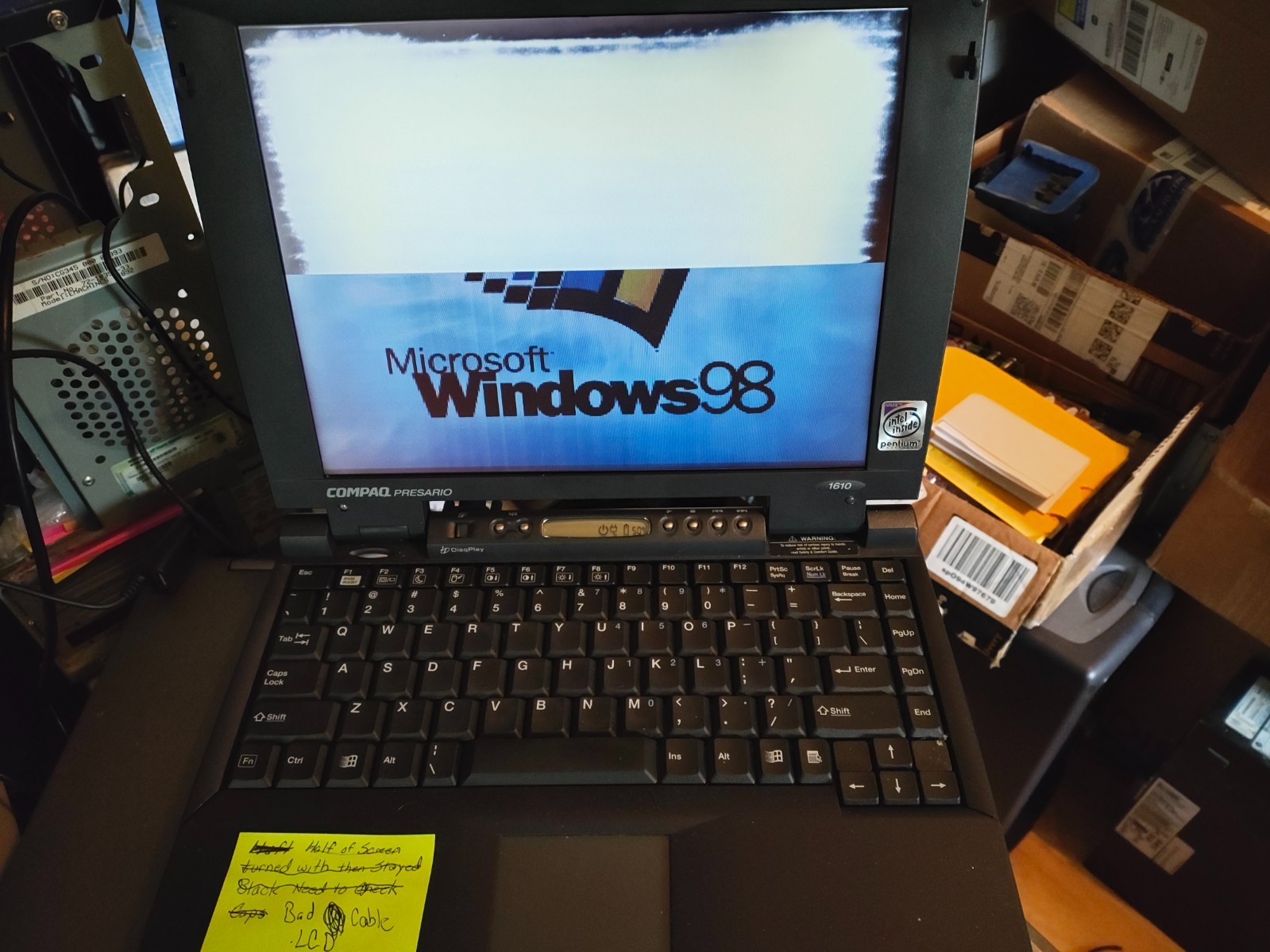 Vintage Compaq Presario 1610 Pentium 150/64mb ram/1.5gb HDD/Win98 SE Works