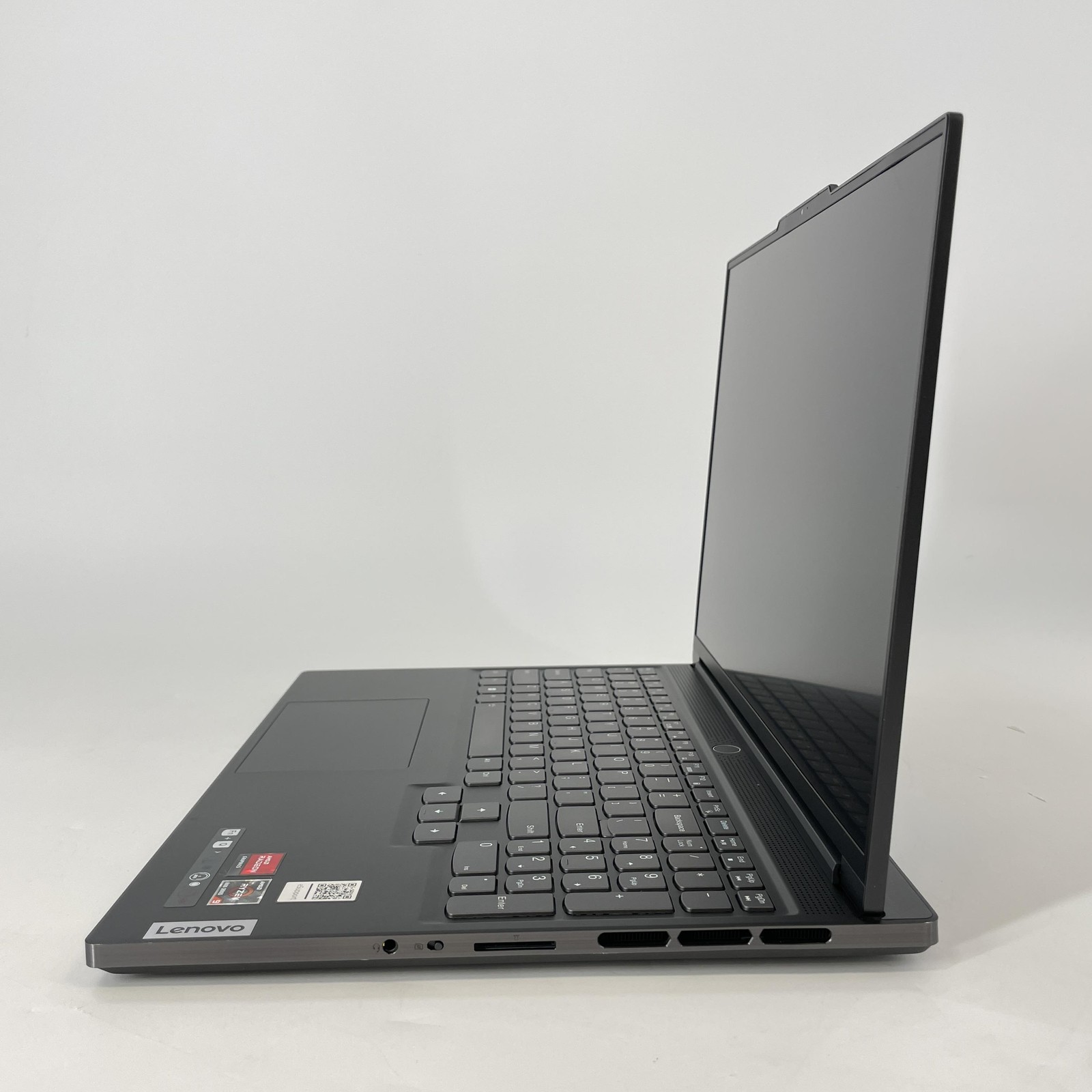 Lenovo Legion Slim 7 16 165Hz QHD+ Ryzen 9 6900HX 16GB 1TB RX 6800S FRAME GAP
