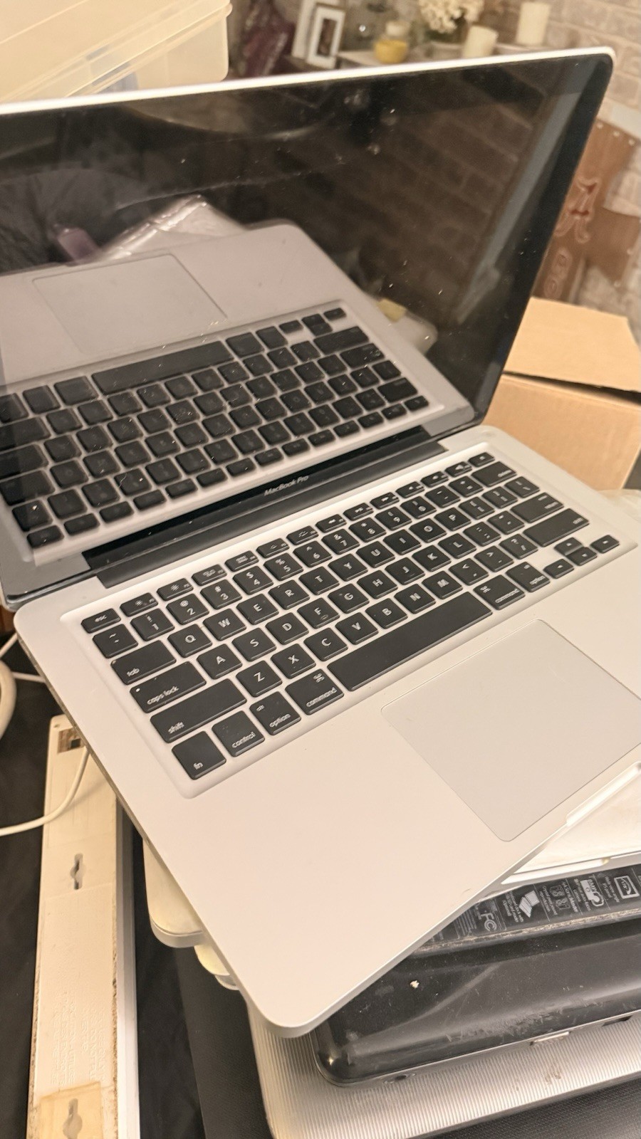 Apple Macbook pros from 2012-2017 3 units for parts not working