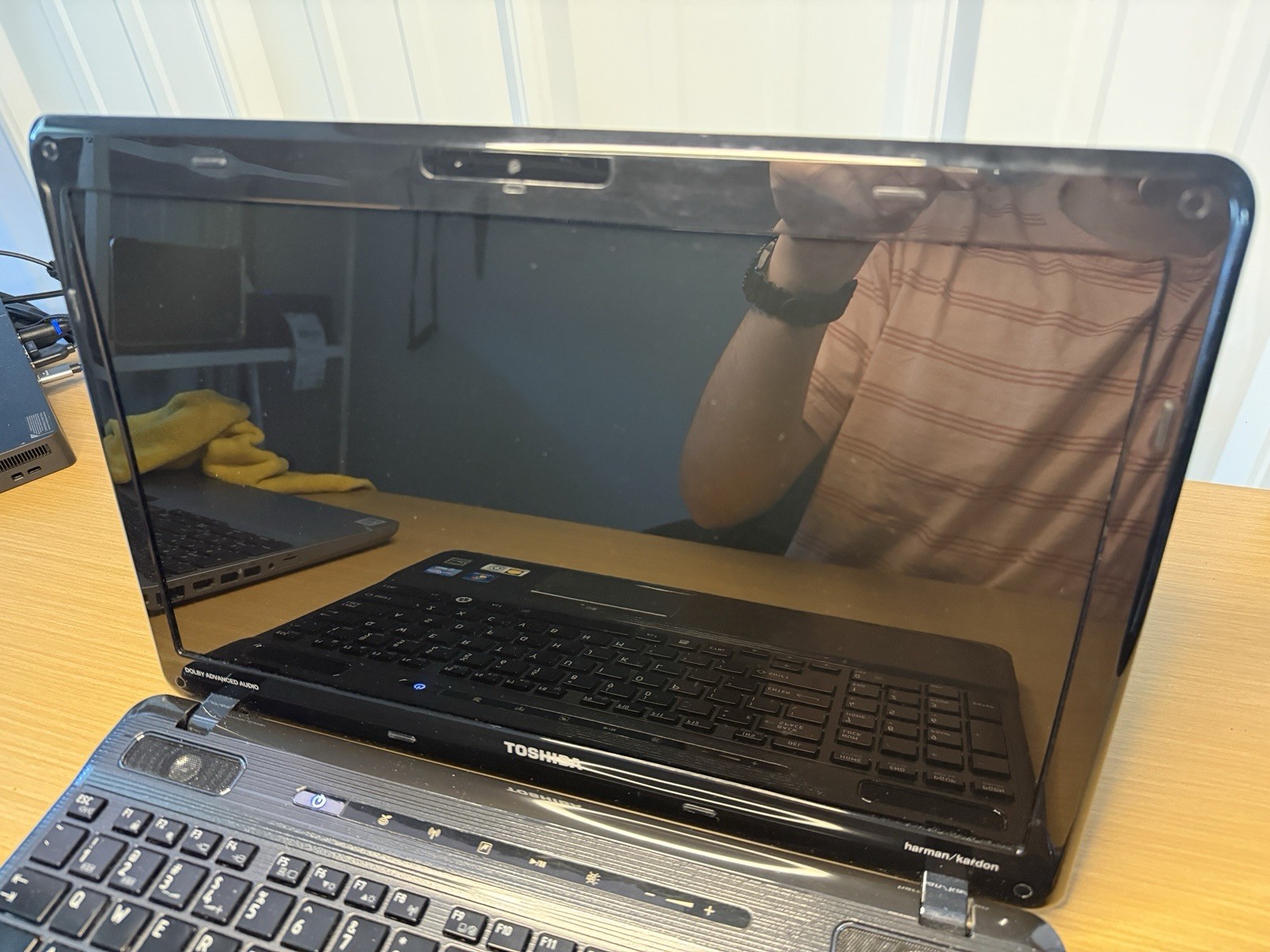 Toshiba Satellite P755-S5215 Core i3 Laptop 6GB RAM 640GB HDD Clean Tested READ
