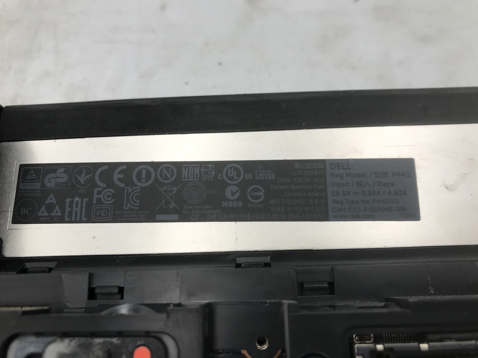 DELL LATITUDE E5440 – BOOTS TO BIOS/LOCKED – INTEL I3 4010U – NO RAM – READ – BB