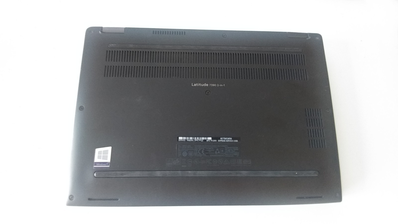 Dell Latitude 7390 2-in-1 touch i5-8350U 8GB RAM 13.3 inches USB-C – for parts
