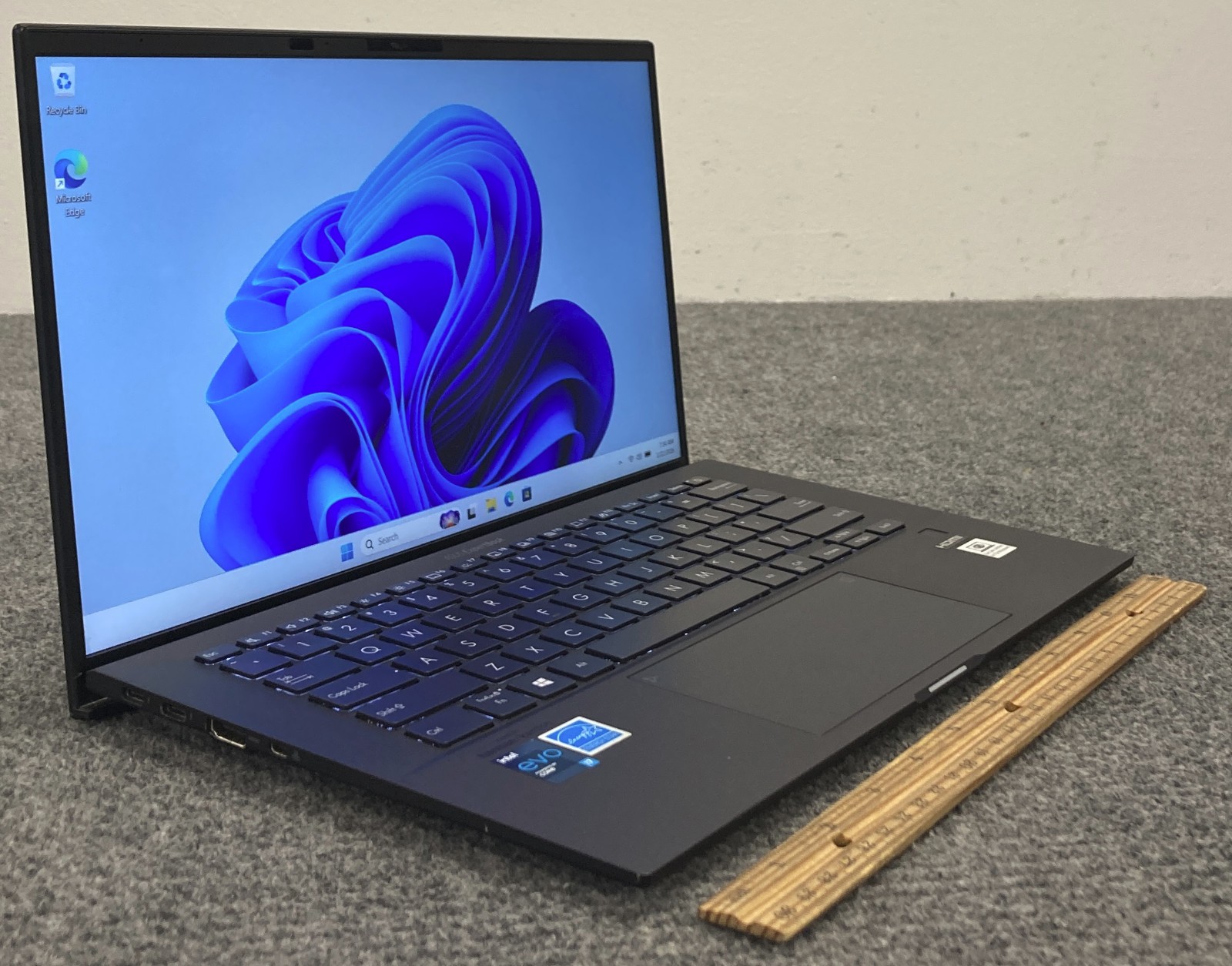 ASUS ExpertBook B9450CE 14″ Laptop i7-1165G7 16GB RAM 512GB NVMe, As Is