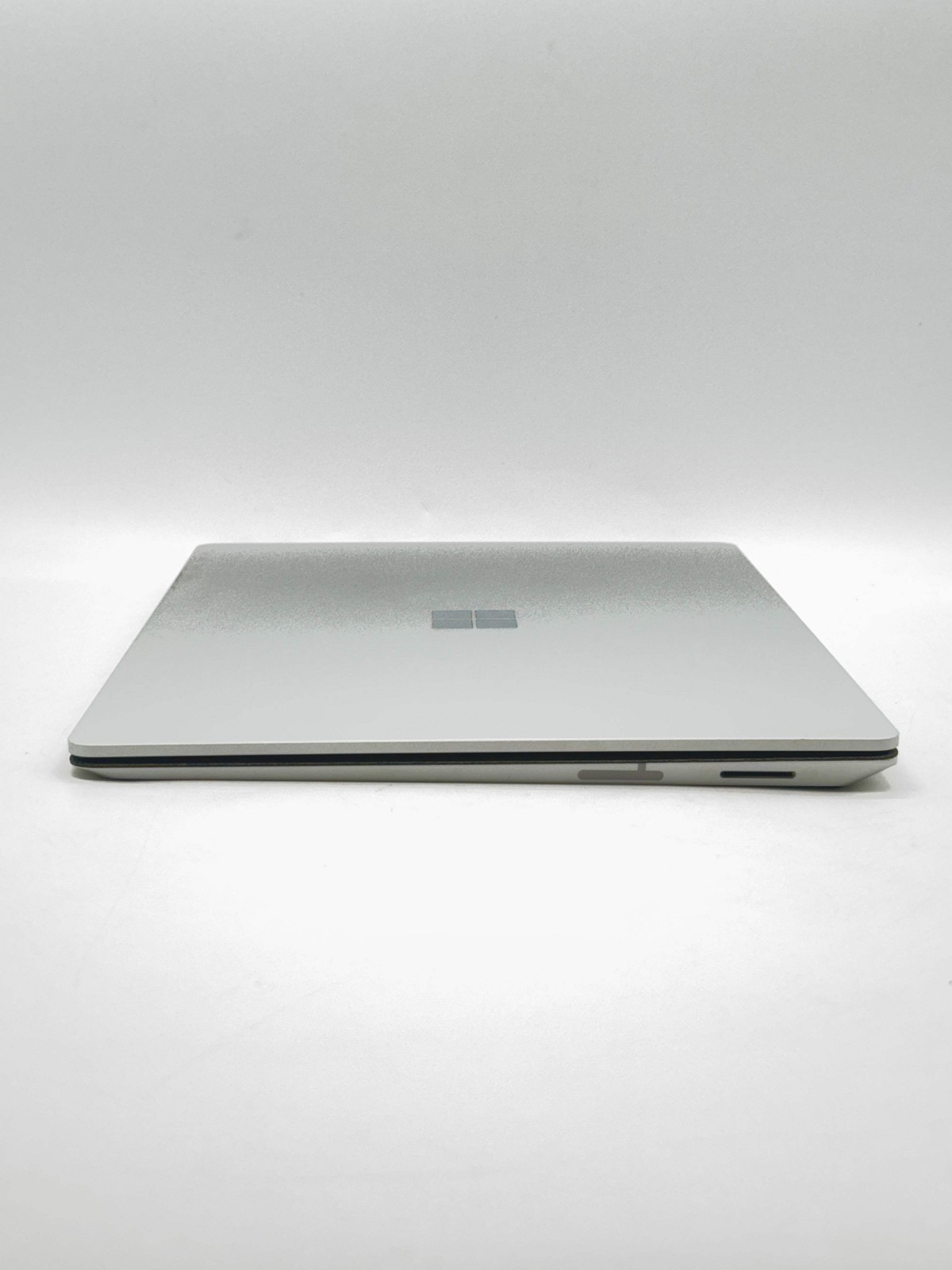 Microsoft Surface 1782 13.5″ Core m3-7Y30 1.61GHz 4GB RAM 128GB SSD Read!