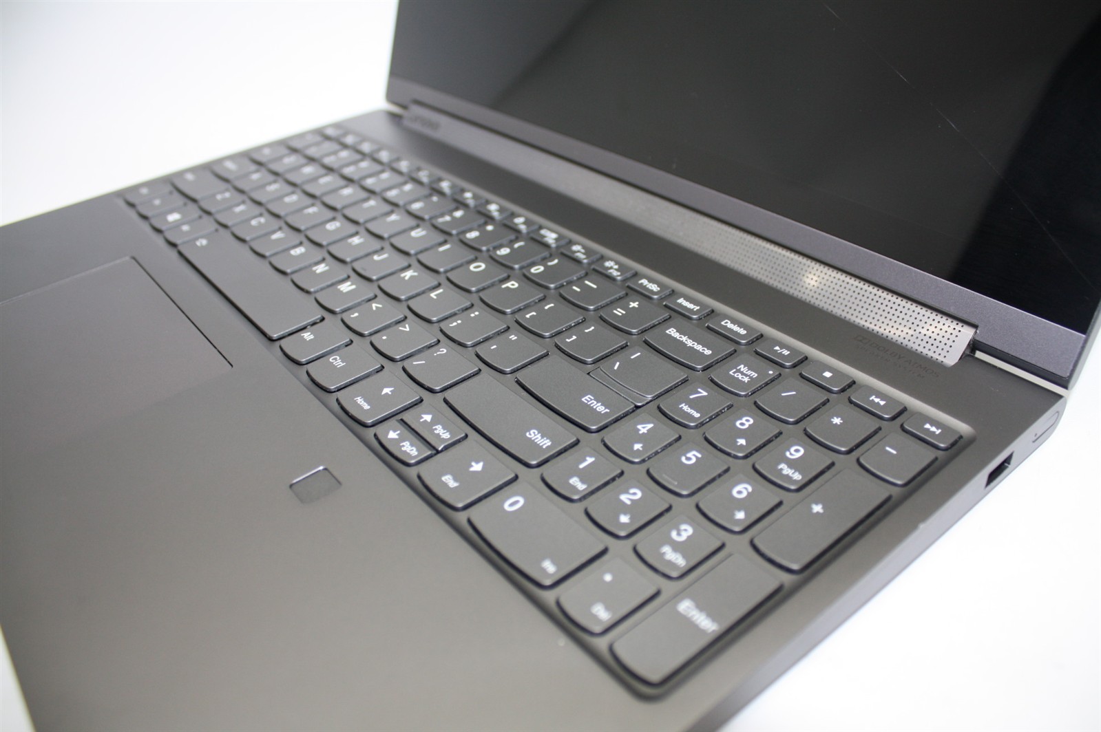 15.6″Lenovo idea Yoga C940-15IRH i7-9750H 2.60GHz RAM 16GB NVMe 256GB GTX 1650