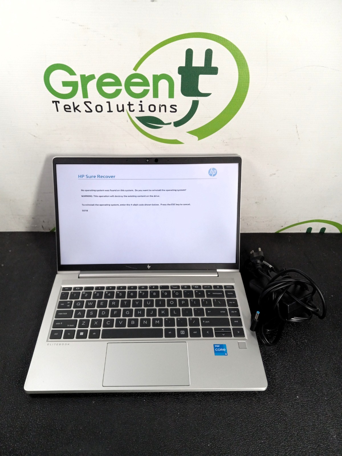 HP EliteBook 640 G9 14″ i5-1245U 32GB 512GB Laptop Win 11 READ