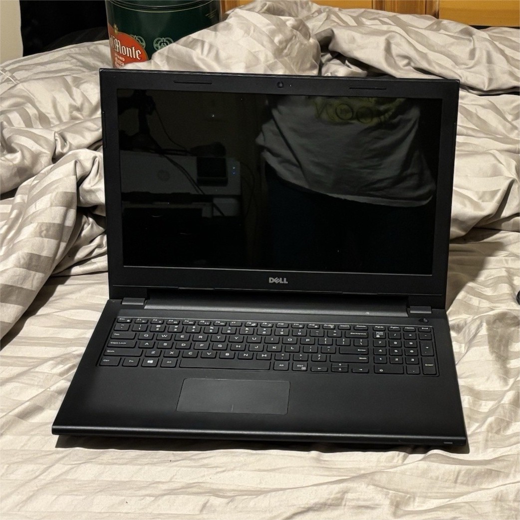 Dell Inspiron 15 3542, Core i3-4005U, 8GB RAM, No HDD, No OS, Doesn’t Power On