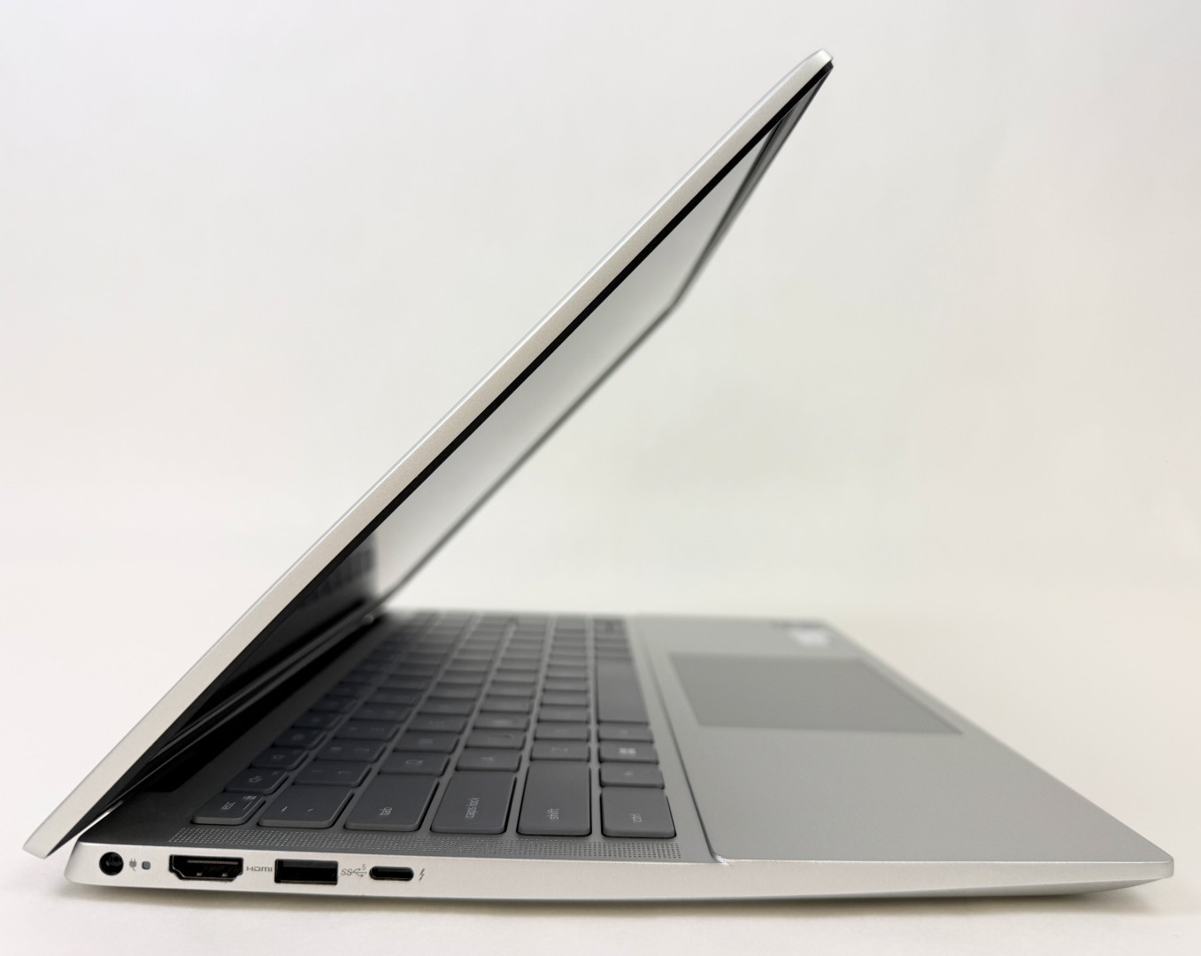 Dell Inspiron 14 5430 14″ 2560×1600 i7-1360P 16GB 1TB SSD W11H Laptop – READ!