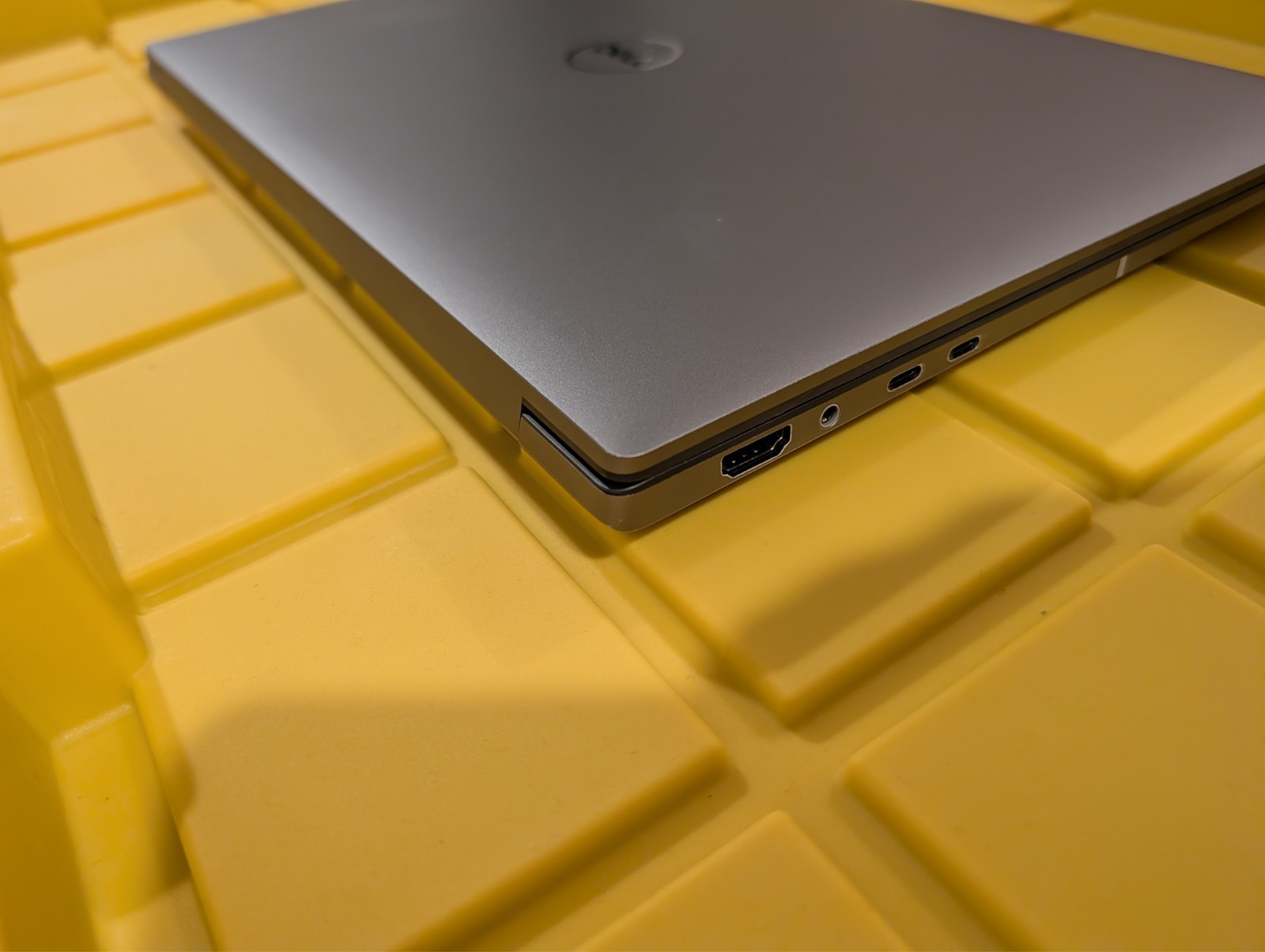Dell Precision 5680 | 16″ | Intel i7-13800H | 32GB DDR5 RAM | 1TB NVME | W11 PRO