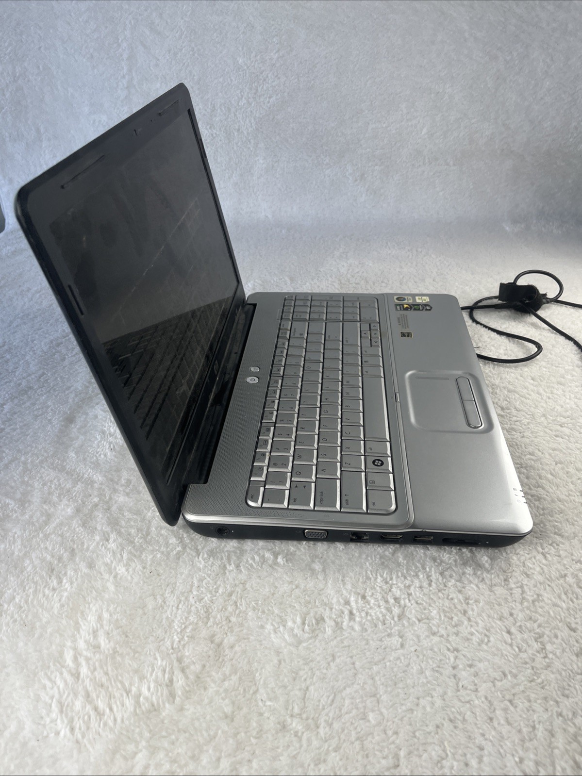 HP G60 Intel Pentium T4200 2.00GHz 3GB RAM No HDD