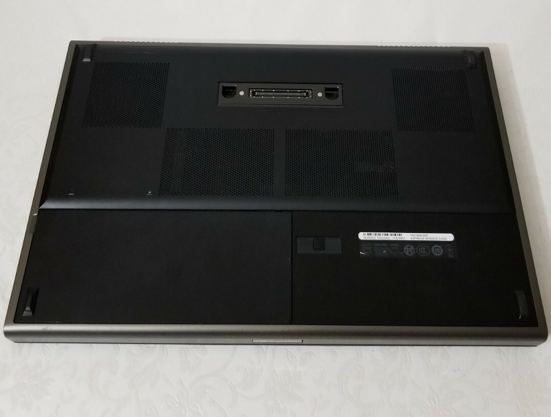 Dell Precision M4600 Laptop i7-2720QM 2.20GHz Redeon 6700M No Ram No HDD Parts