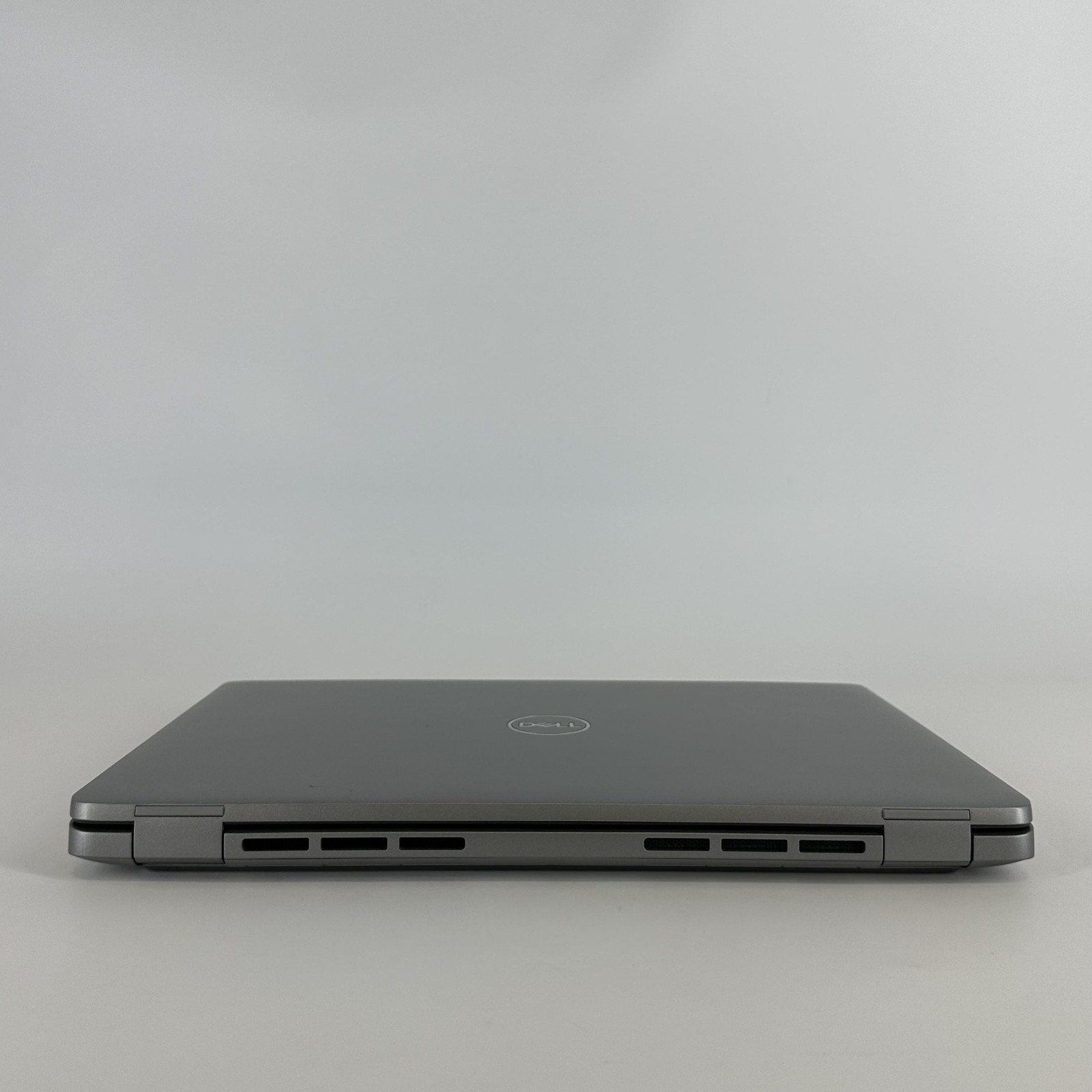 Dell Latitude 5450 14 FHD TOUCH 3.8 GHz Ultra 7 165H 32GB 512GB SSD Very Good