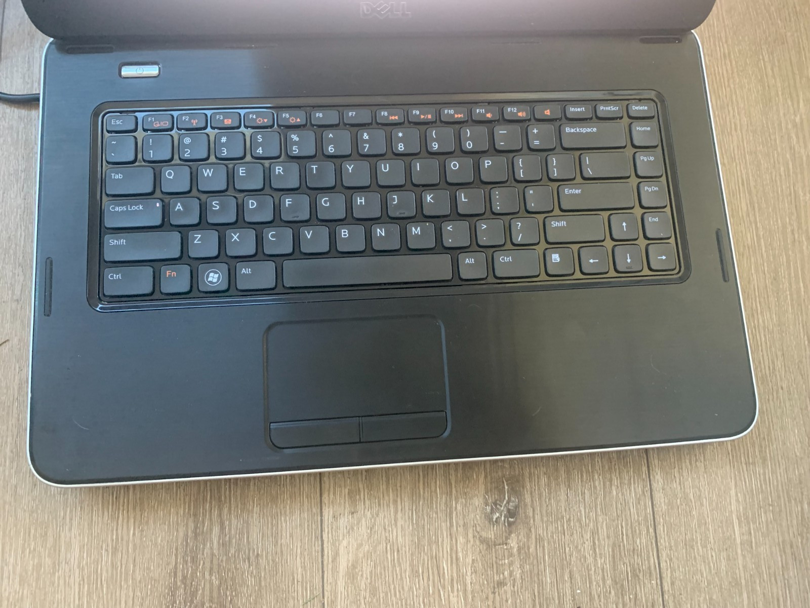 Dell Vostro 1540 15.6″ Core i3 M370 2.40GHz 3GB RAM 500GB HDD Win 10 Pro