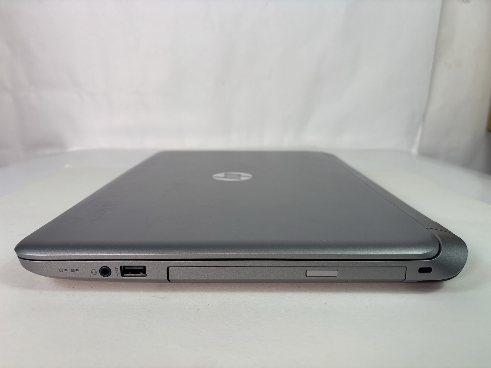 HP Envy 15t-k000 15.6″ Laptop i7-4710HQ 2.50GHz 16GB Ram 1TB HDD Win 10 Home