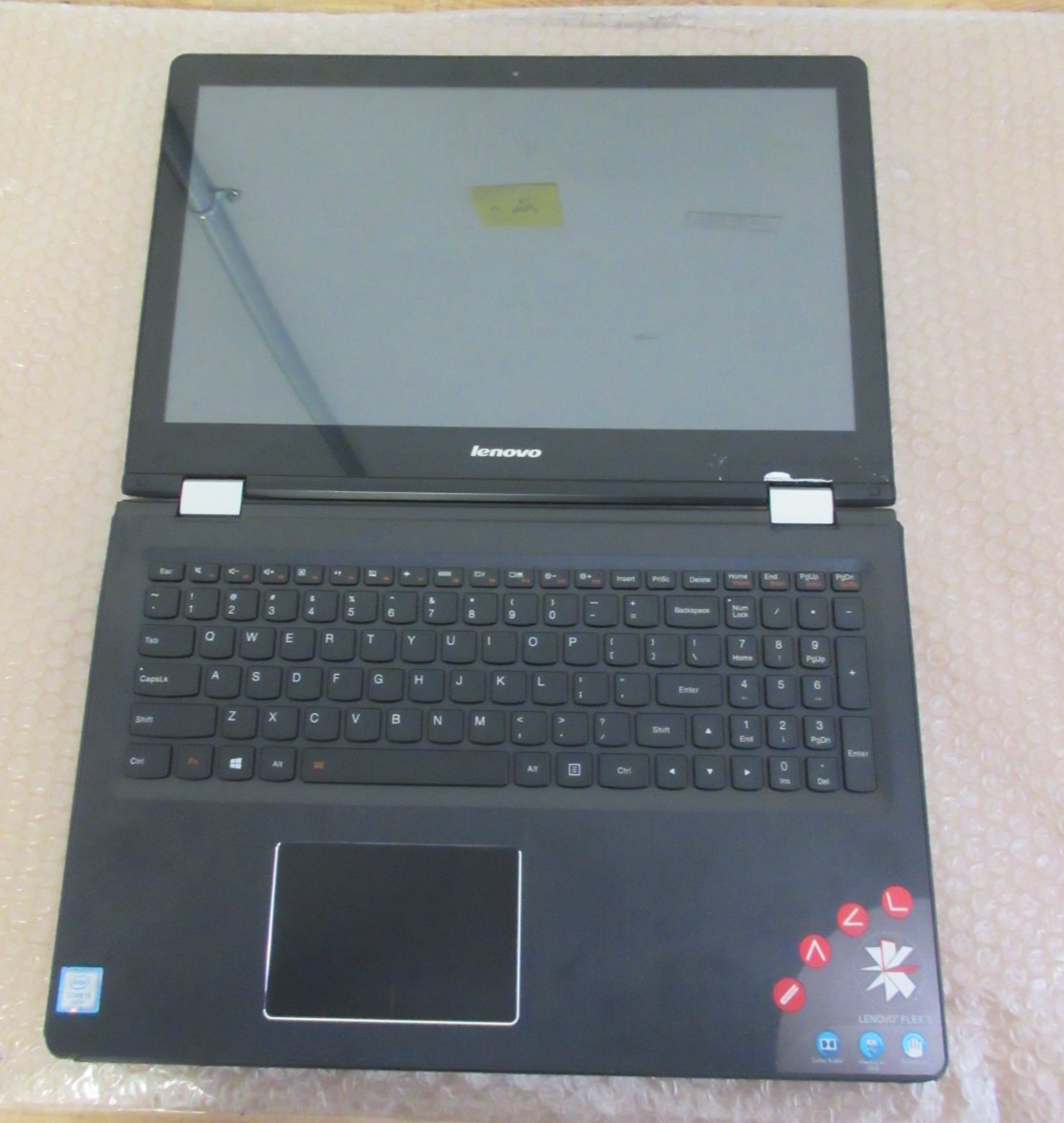 Lenovo Flex 3-1580, Intel i5-6TH @ 8GB RAM, 128GB HDD, Win10P.