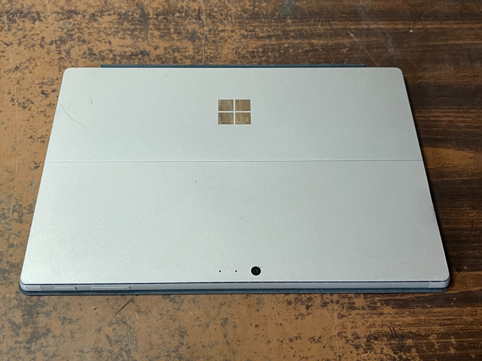 Microsoft Surface Pro 6 12.3in i5-8250U 8GB RAM 128GB SSD 2 in 1 Laptop Win 11