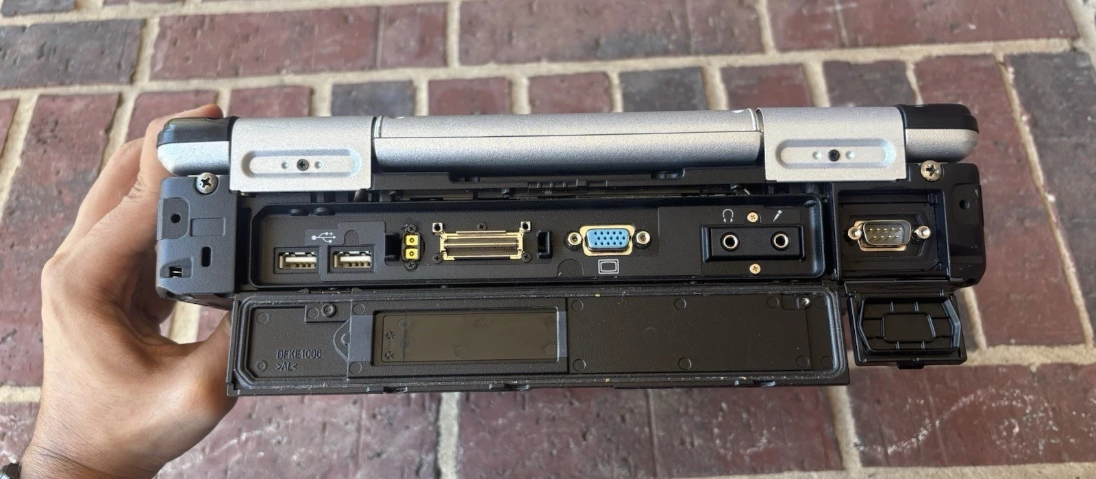Panasonic Toughbook CF-31 MK1 Core i5 @2.40GHz 4GB 500GB HHD Win XP Rugged DVD