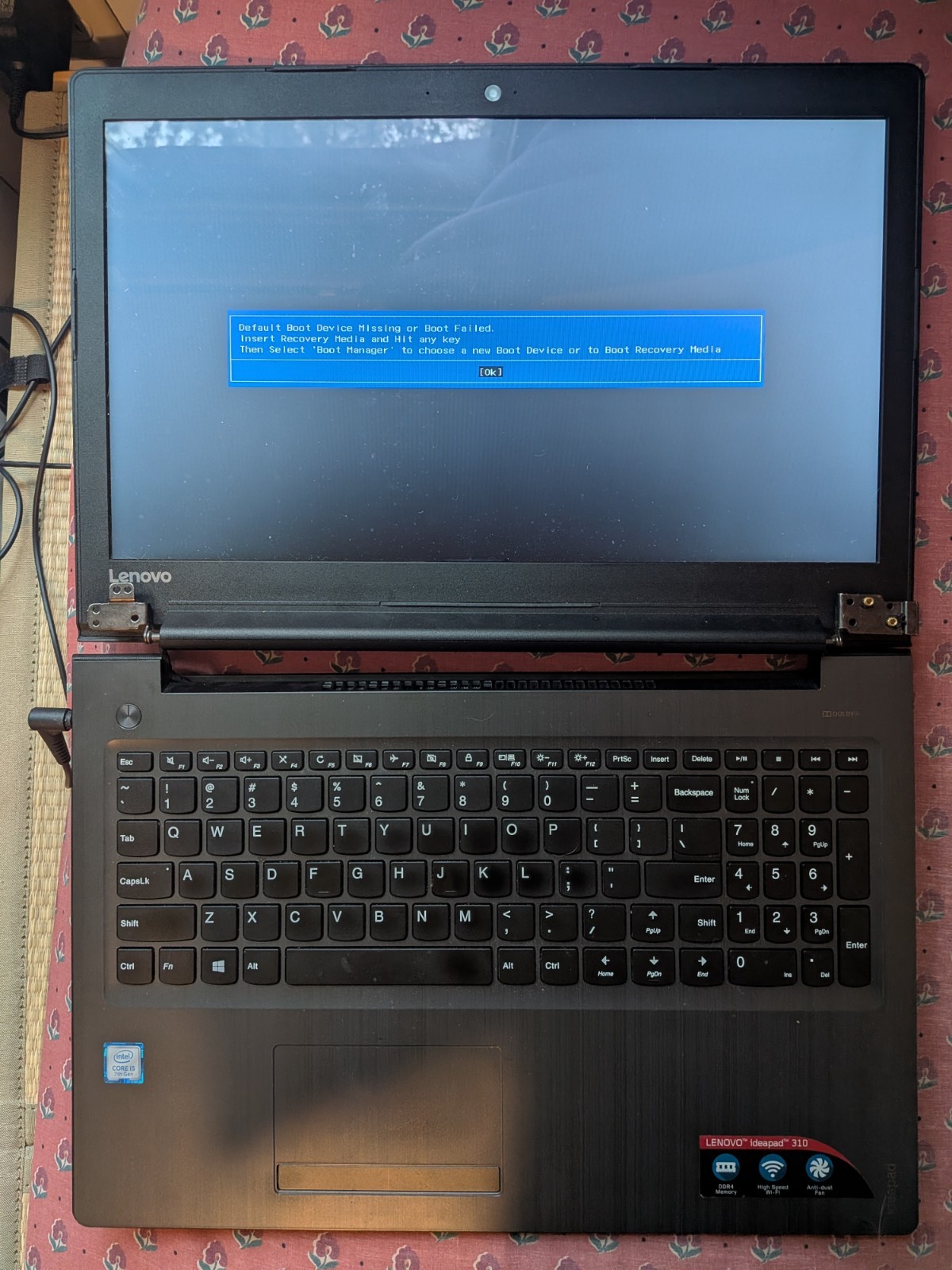 Lenovo Ideapad 310 Touch-15IKB 15.6 Laptop i5-7200U 12GB Ram NO OS DAMAGED FRAME