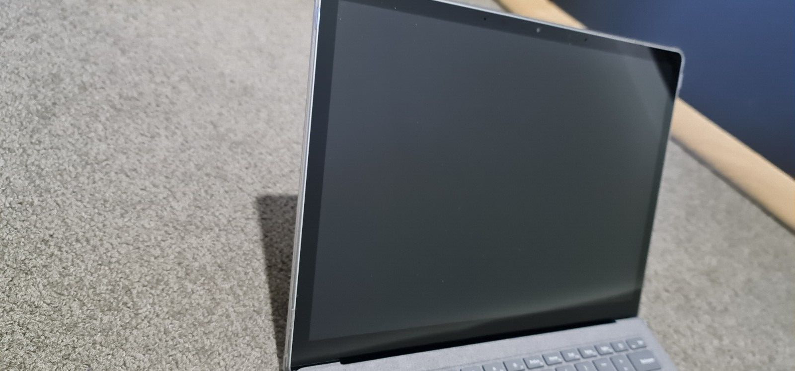 Microsoft Surface Laptop 4 13.5″ (256GB SSD, AMD Ryzen 5 4000 Series, 4.00 GHz,