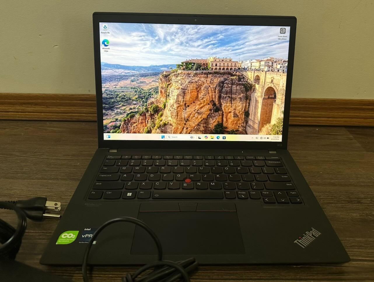 X13 Gen 3 i5-1245U 256GB SSD 16GB RAM Win11Pro WITH CHARGER