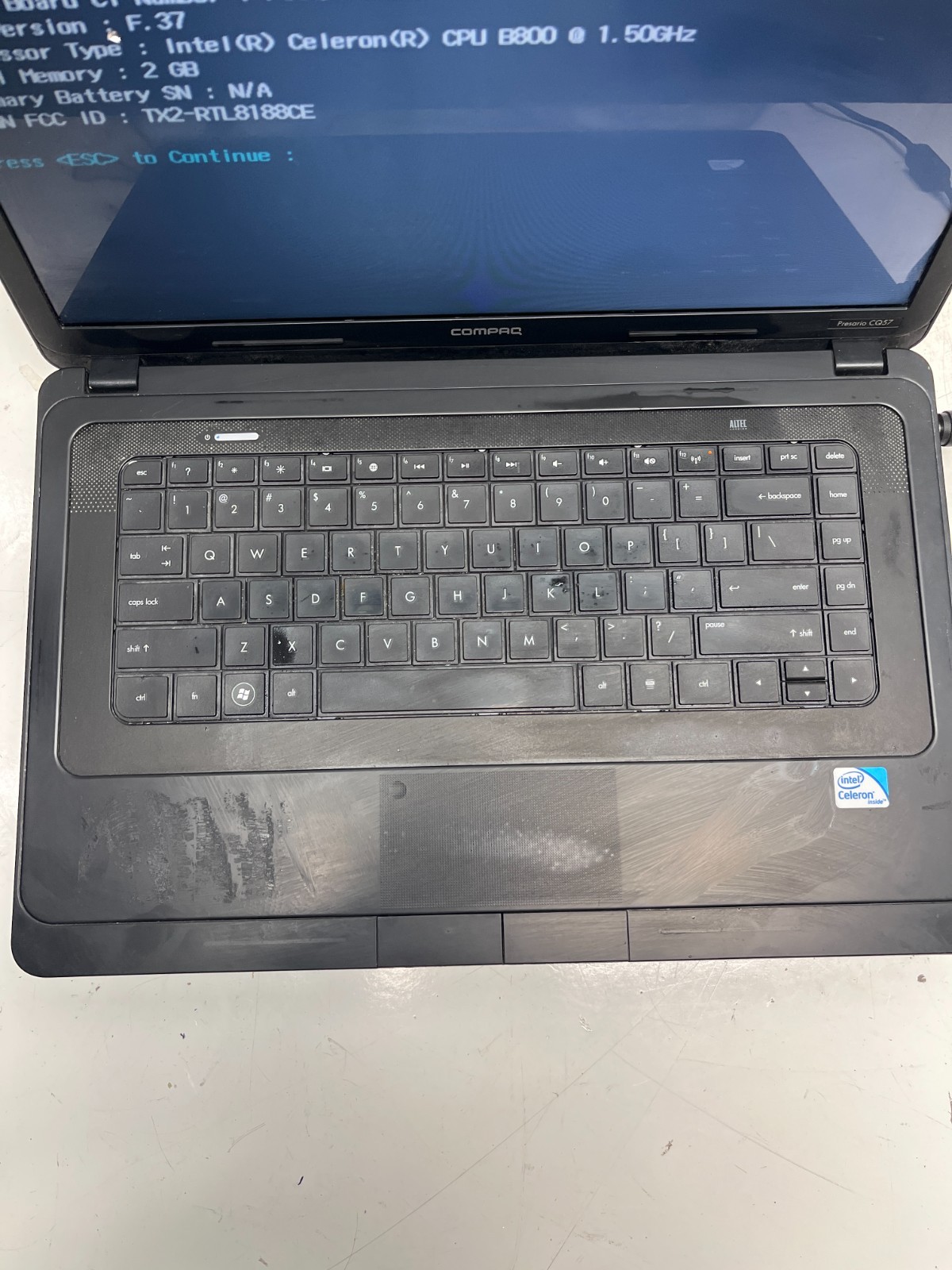 Compaq Presario CQ57 PC Intel Celeron B800 1.50GHz 2GB NO HDD