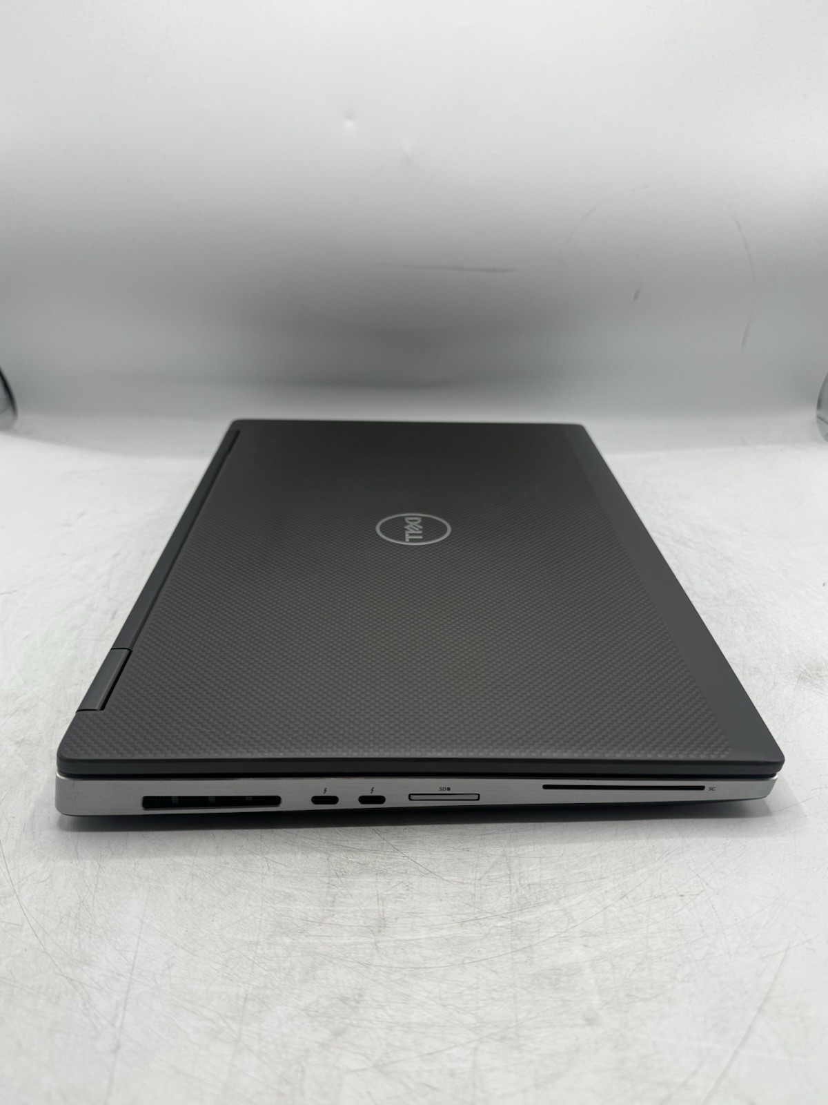 Dell Precision 7540 15.6″ FHD i9-9880H 2.30GHz 32GB RAM 1TB NVMe RTX 3000 Win11P